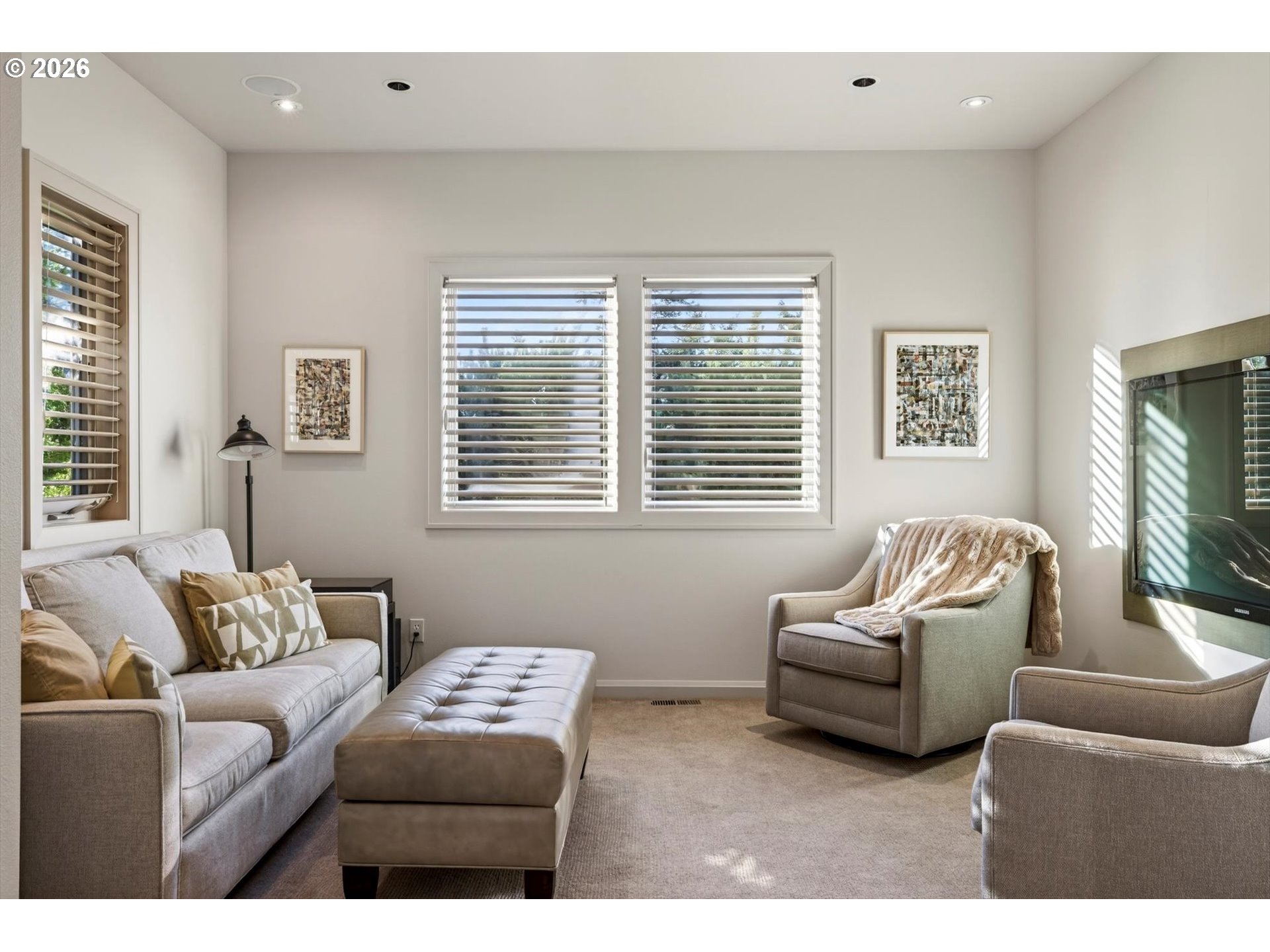 218 SEA CREST PL