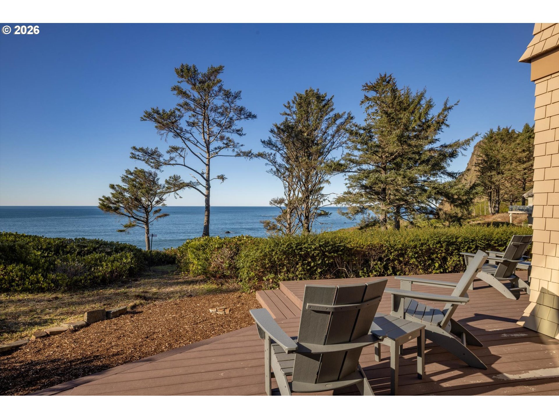 218 SEA CREST PL
