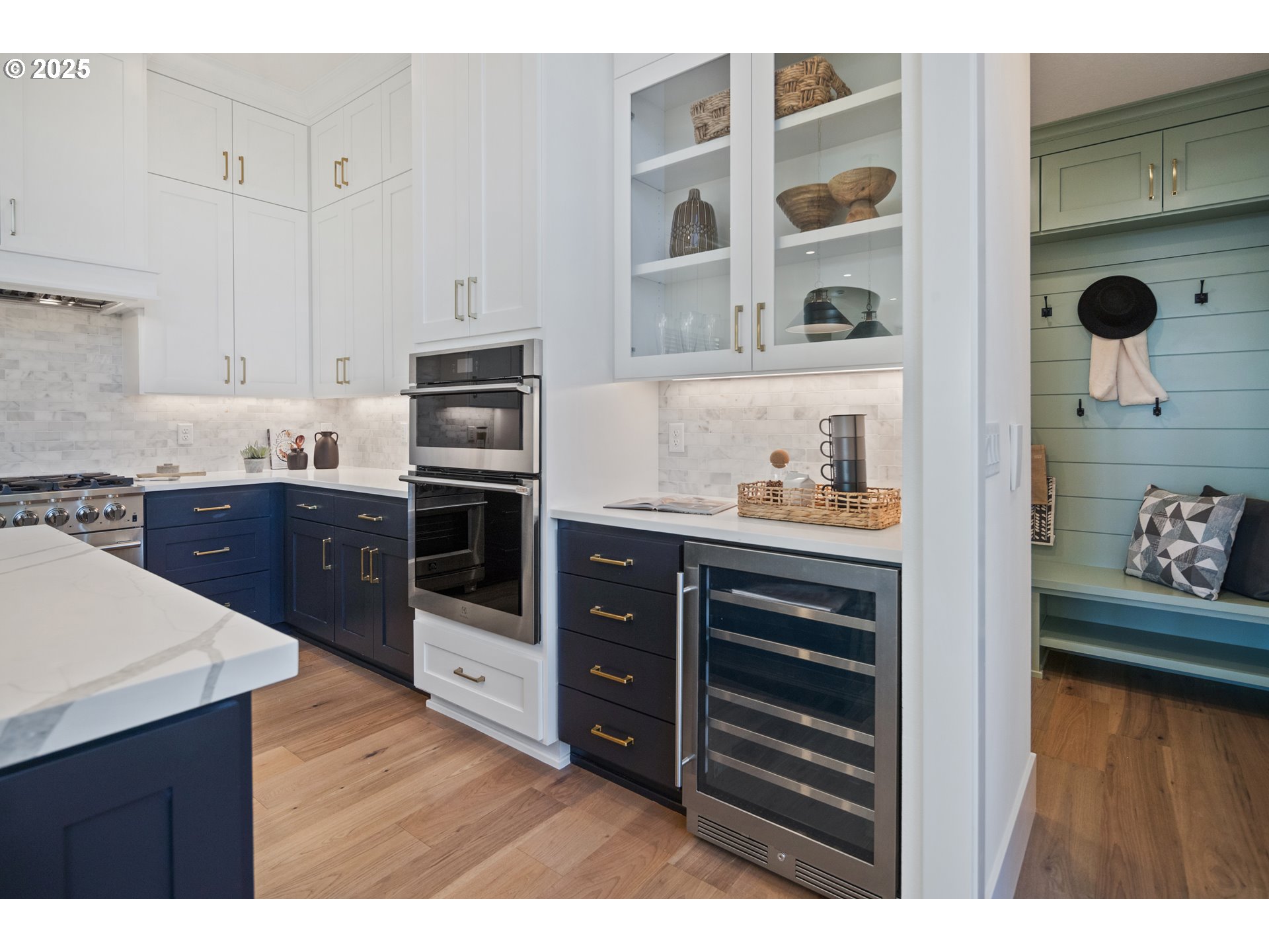 22872 WEATHERHILL RD