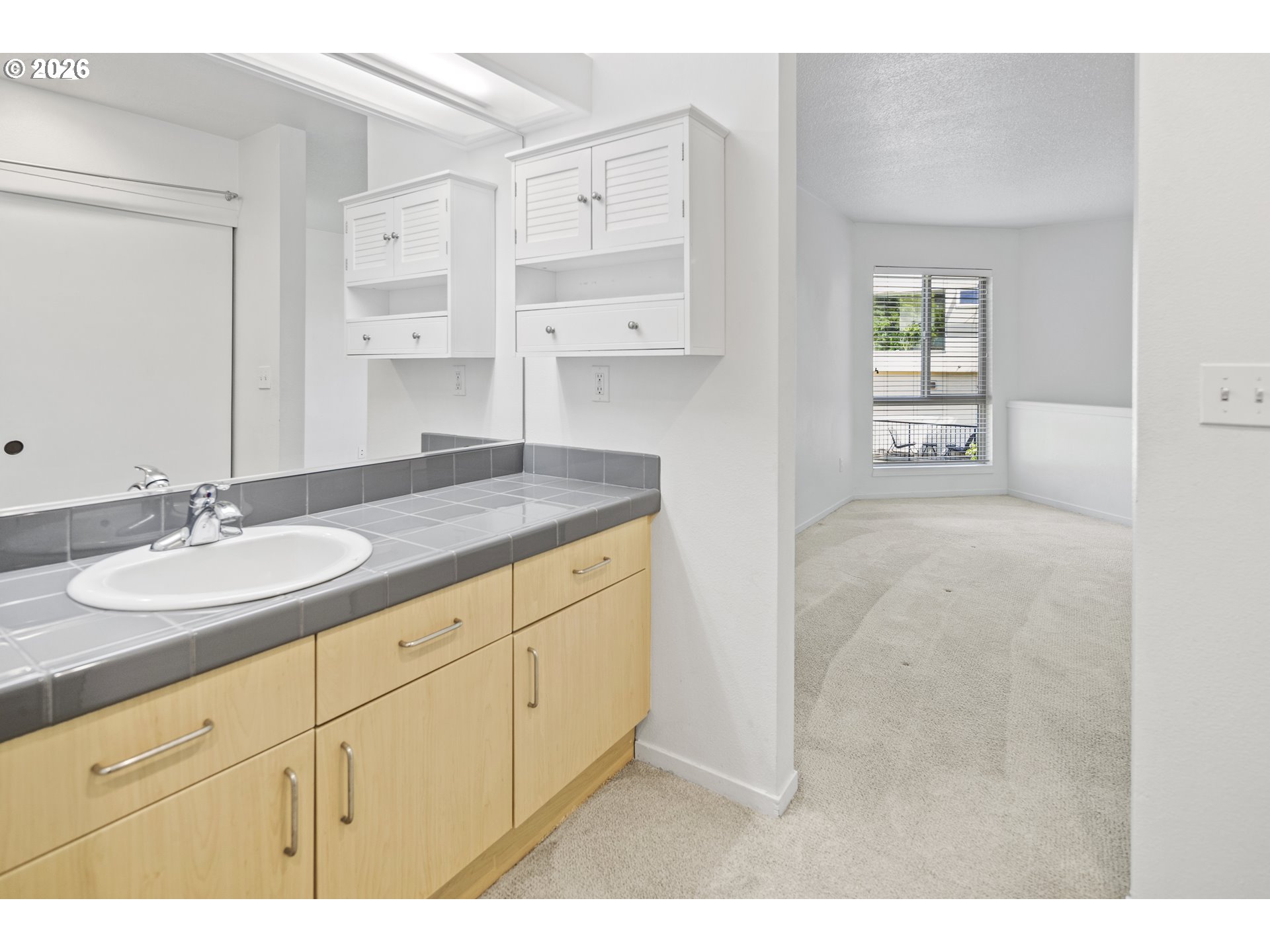 1535 SW CLAY ST 239