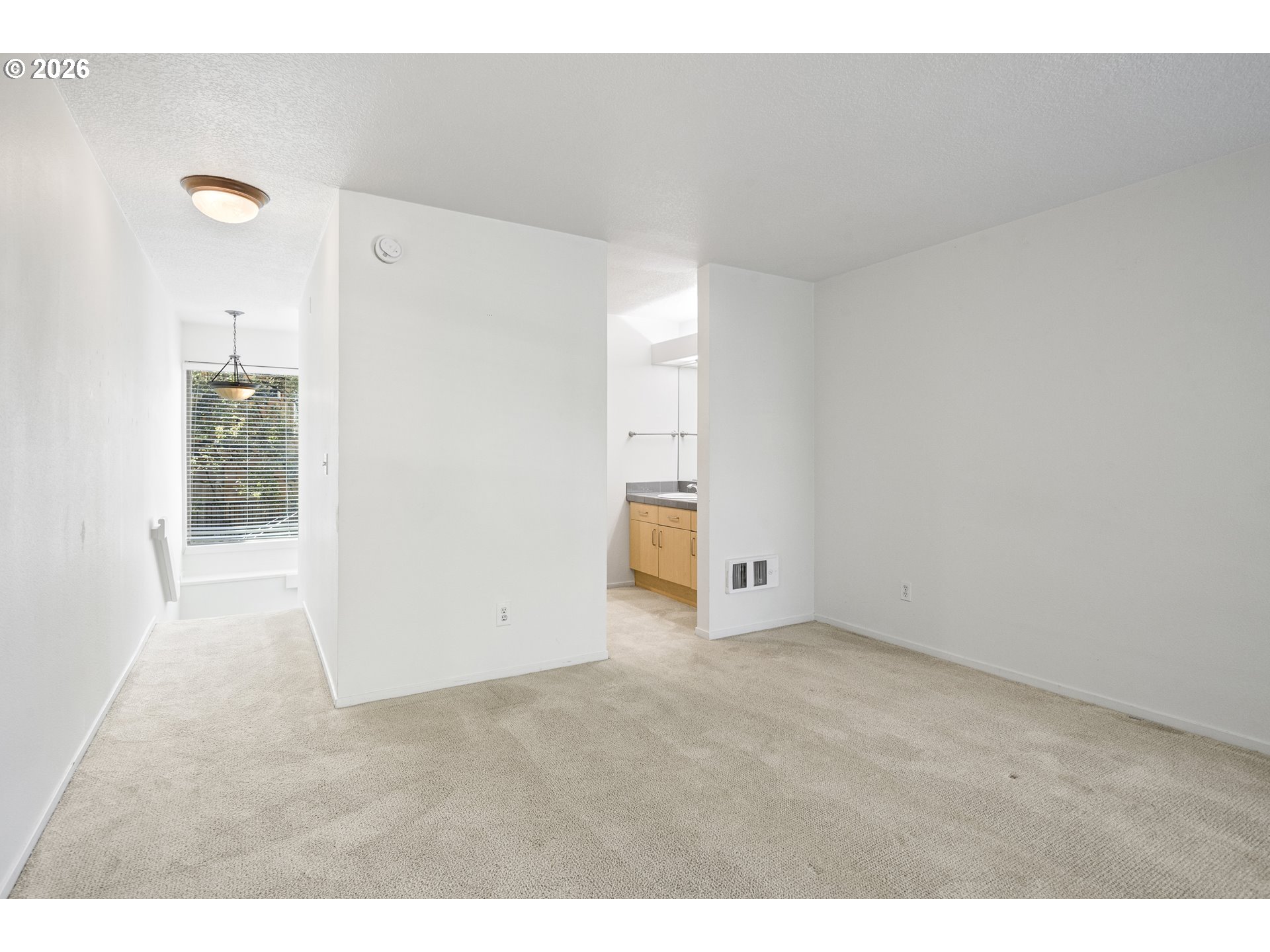 1535 SW CLAY ST 239