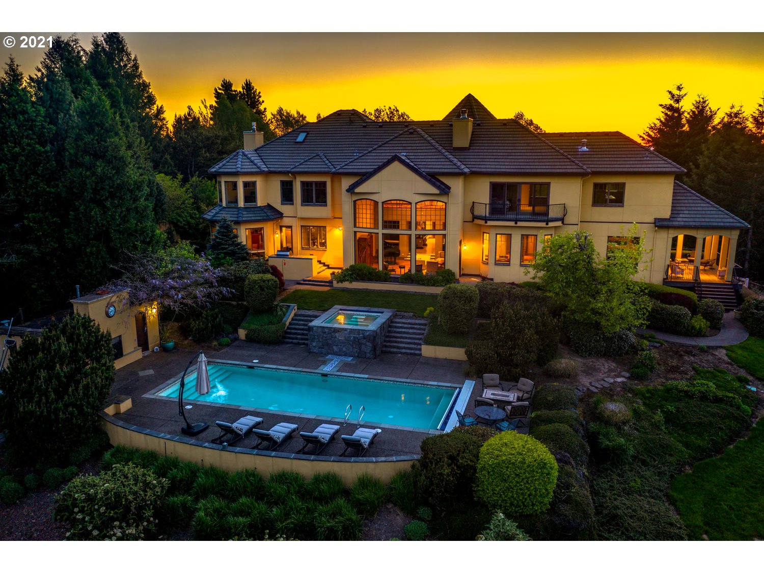 6220 NW SKYLINE BLVD