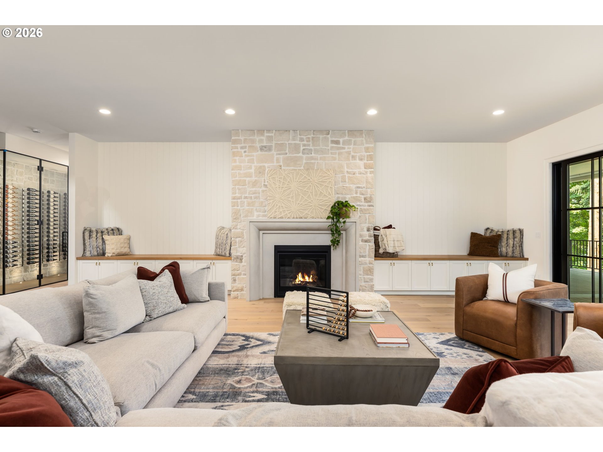 843 TERRACE DR