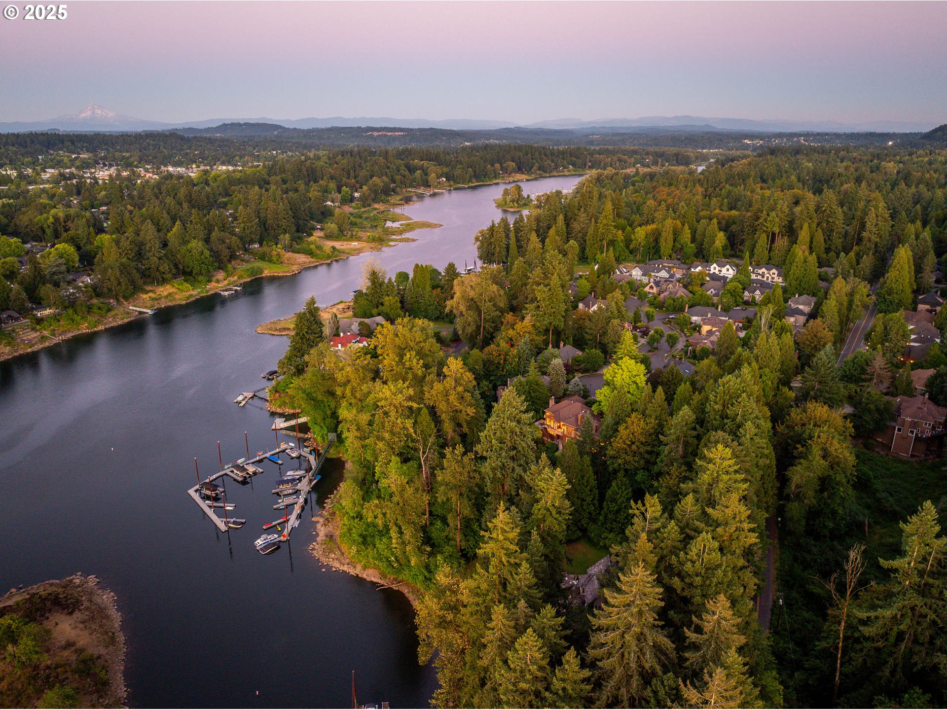 18225 RIVER EDGE CT