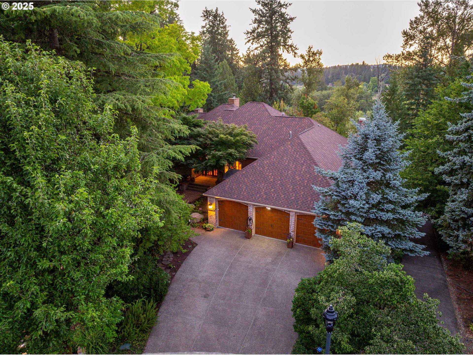18225 RIVER EDGE CT