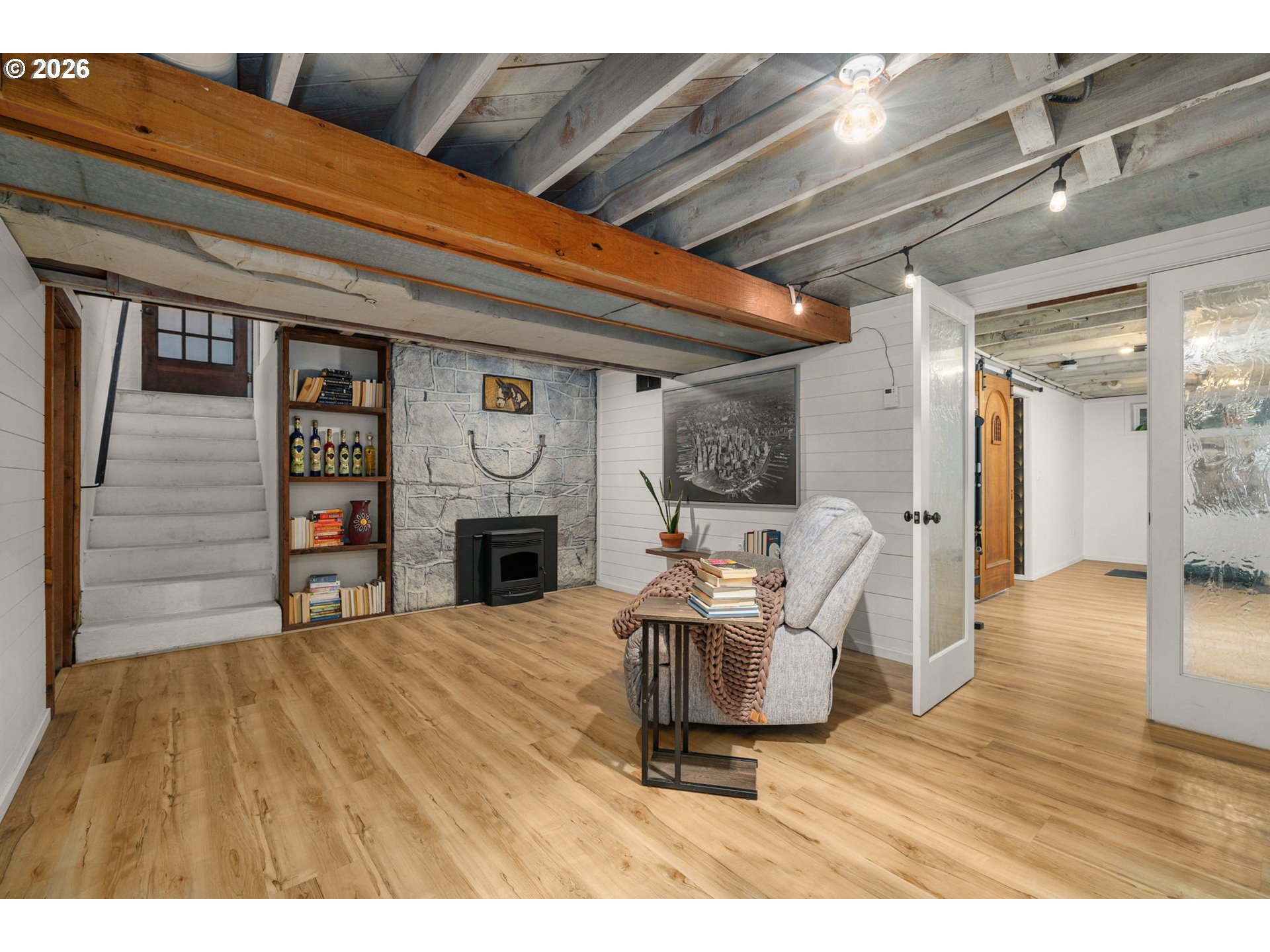 2604 NE 50TH CIR