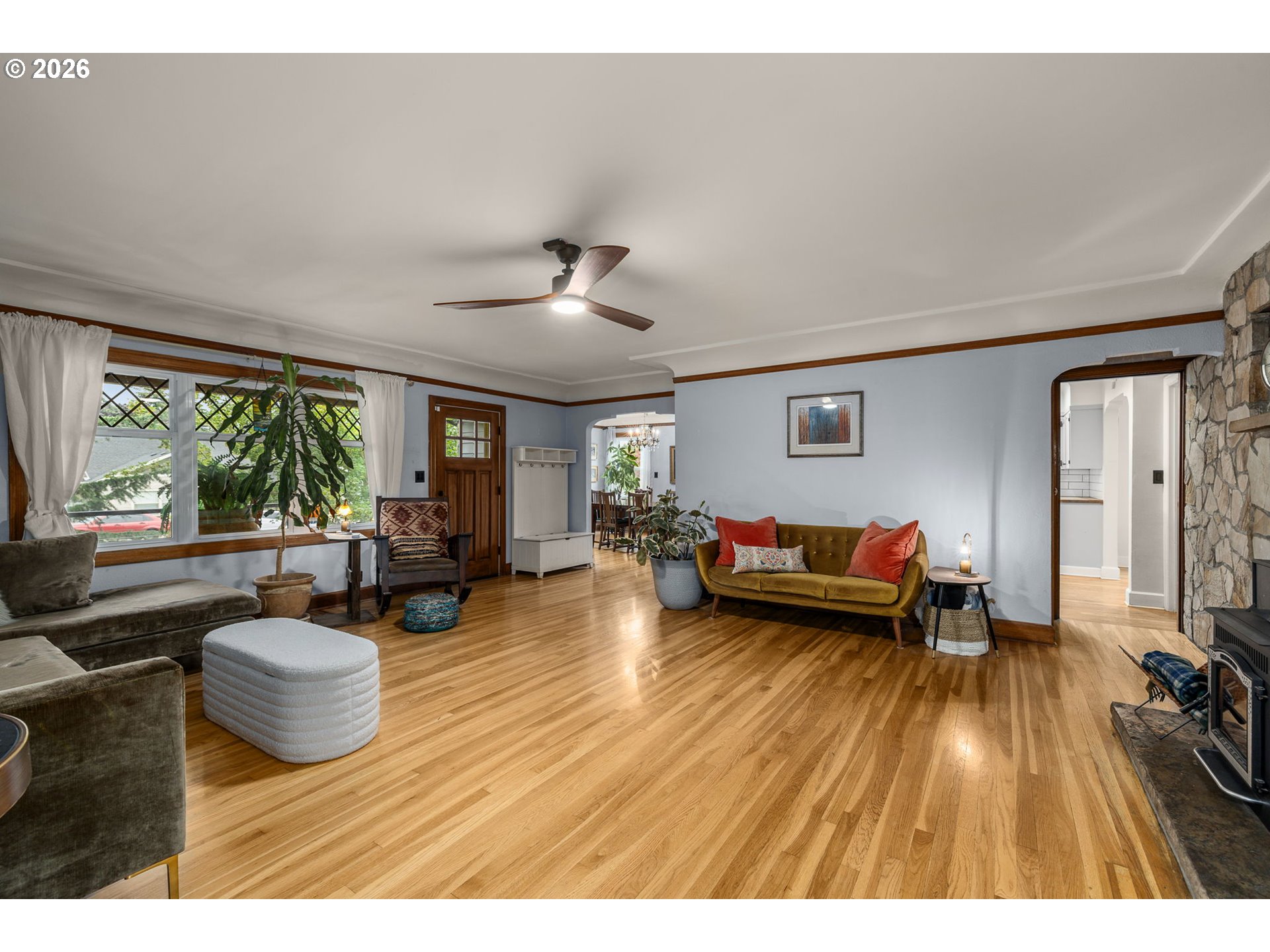 2604 NE 50TH CIR