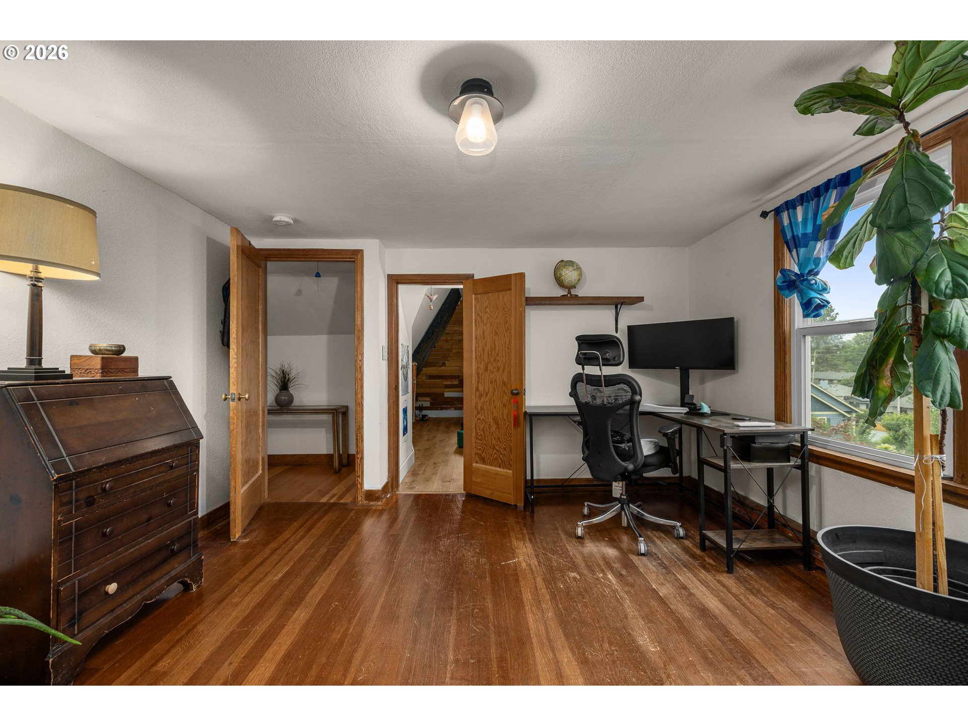 2604 NE 50TH CIR