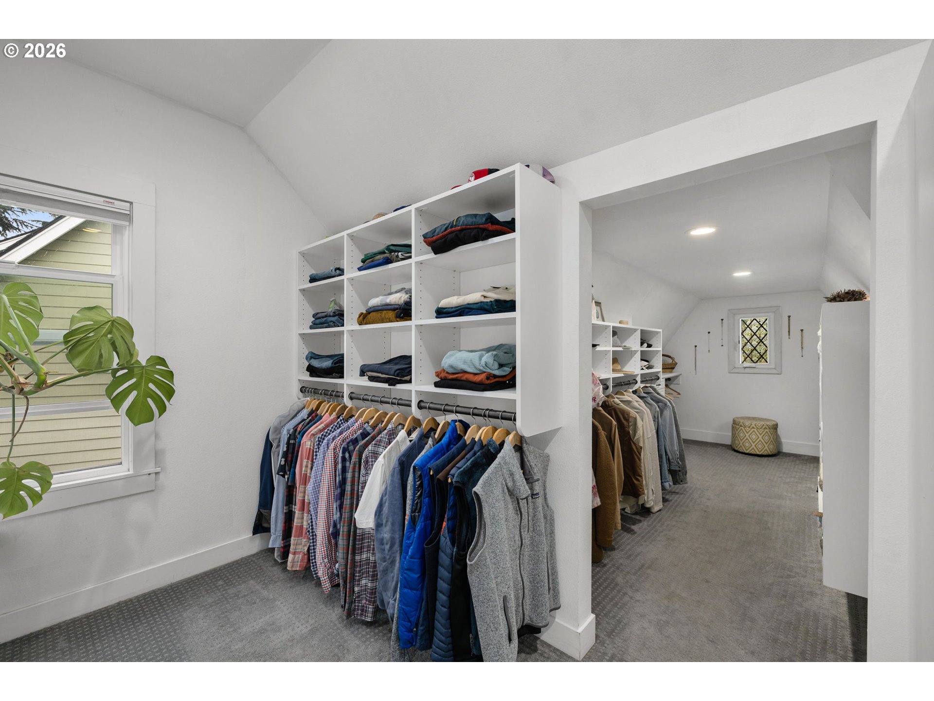 2604 NE 50TH CIR