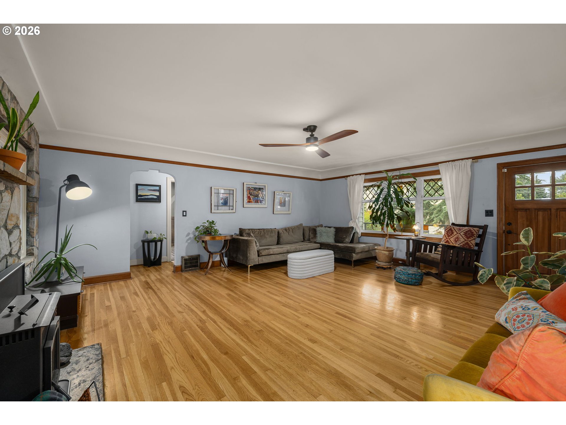 2604 NE 50TH CIR