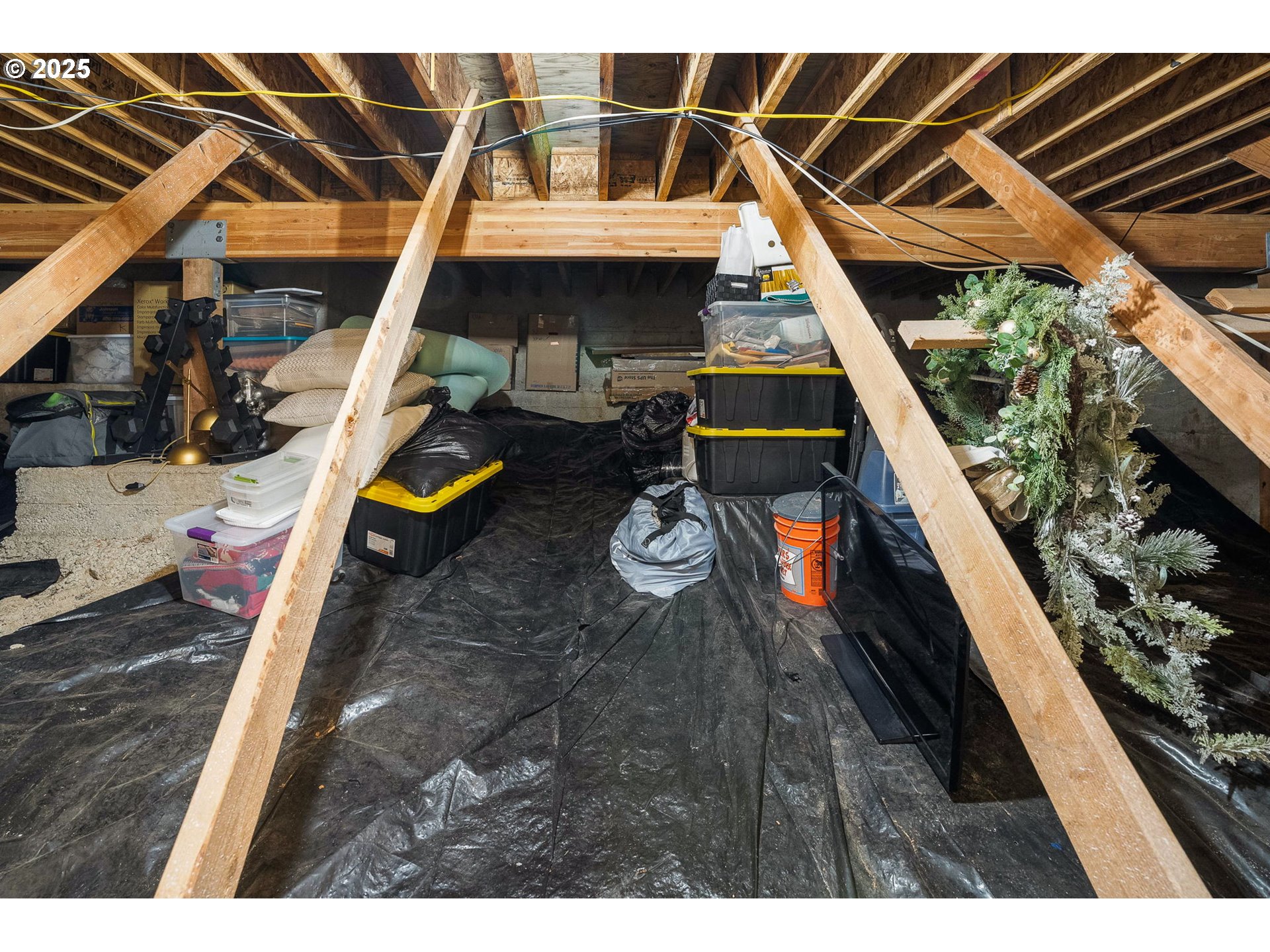 16090 SW WHITE BIRD ST