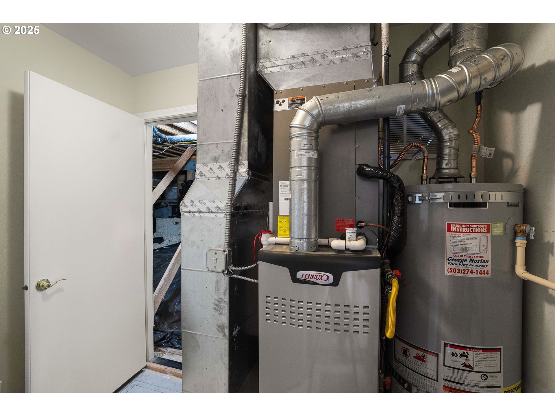 16090 SW WHITE BIRD ST