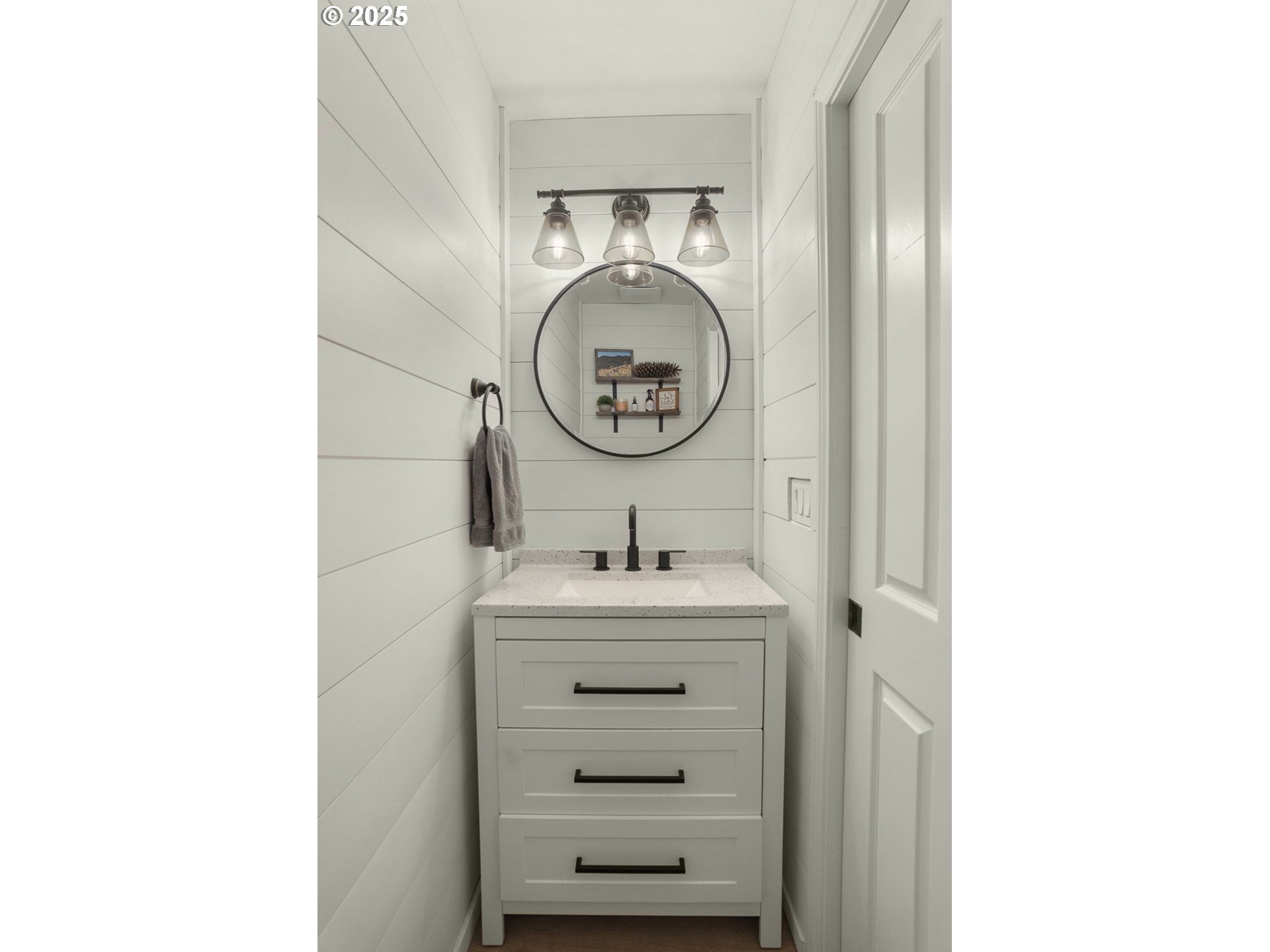 16090 SW WHITE BIRD ST