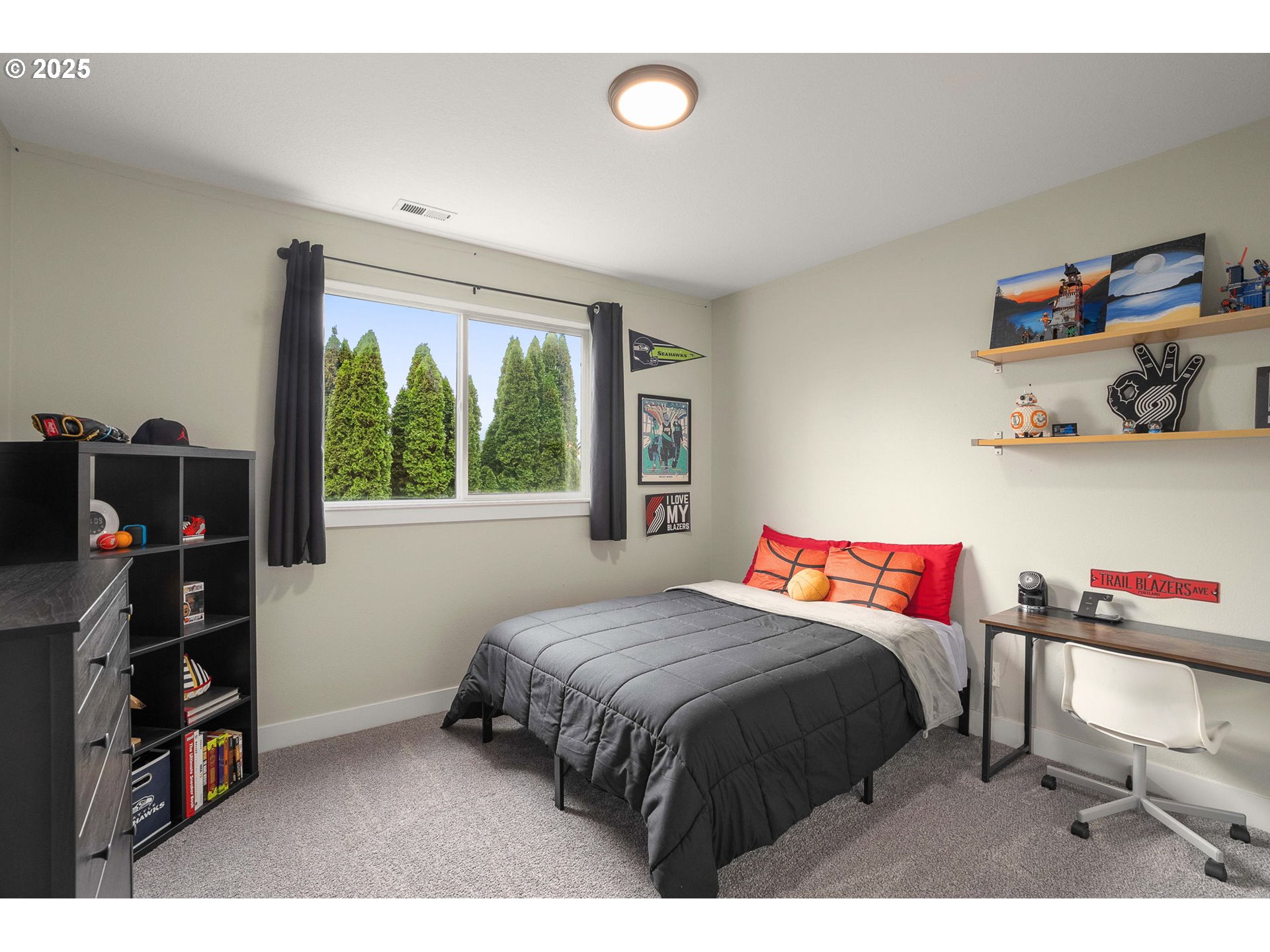 16090 SW WHITE BIRD ST