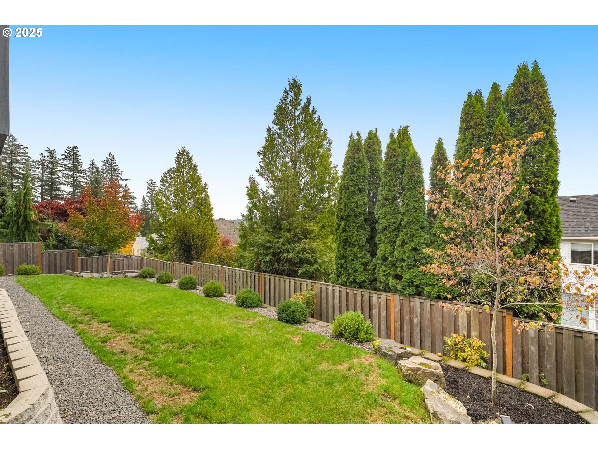 16090 SW WHITE BIRD ST