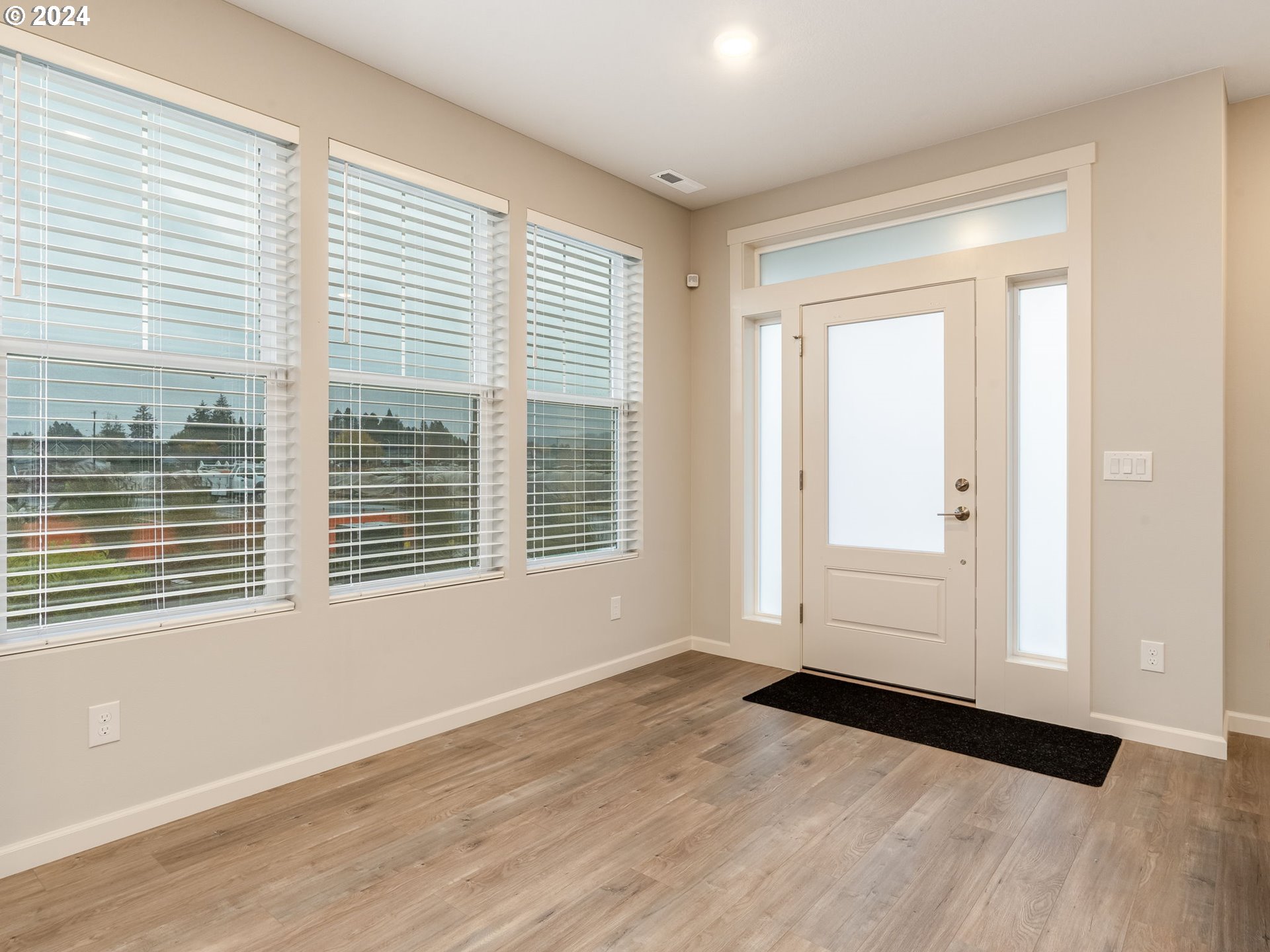 8473 SE CRABAPPLE ST