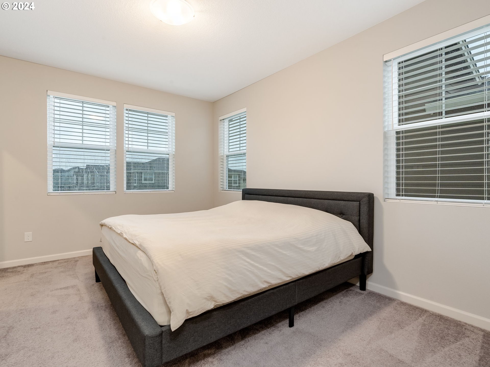 8473 SE CRABAPPLE ST