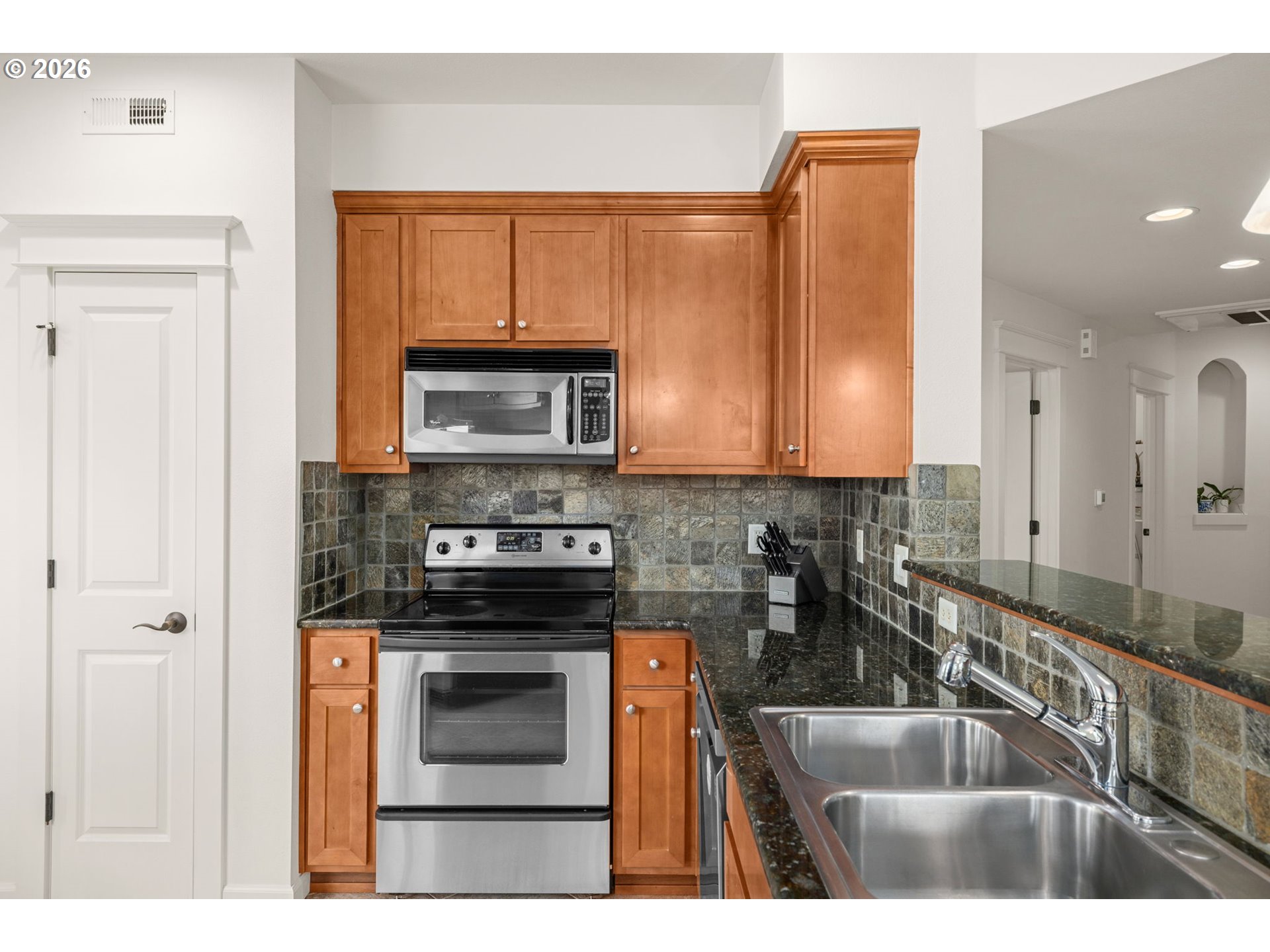 3595 SUMMERLINN DR