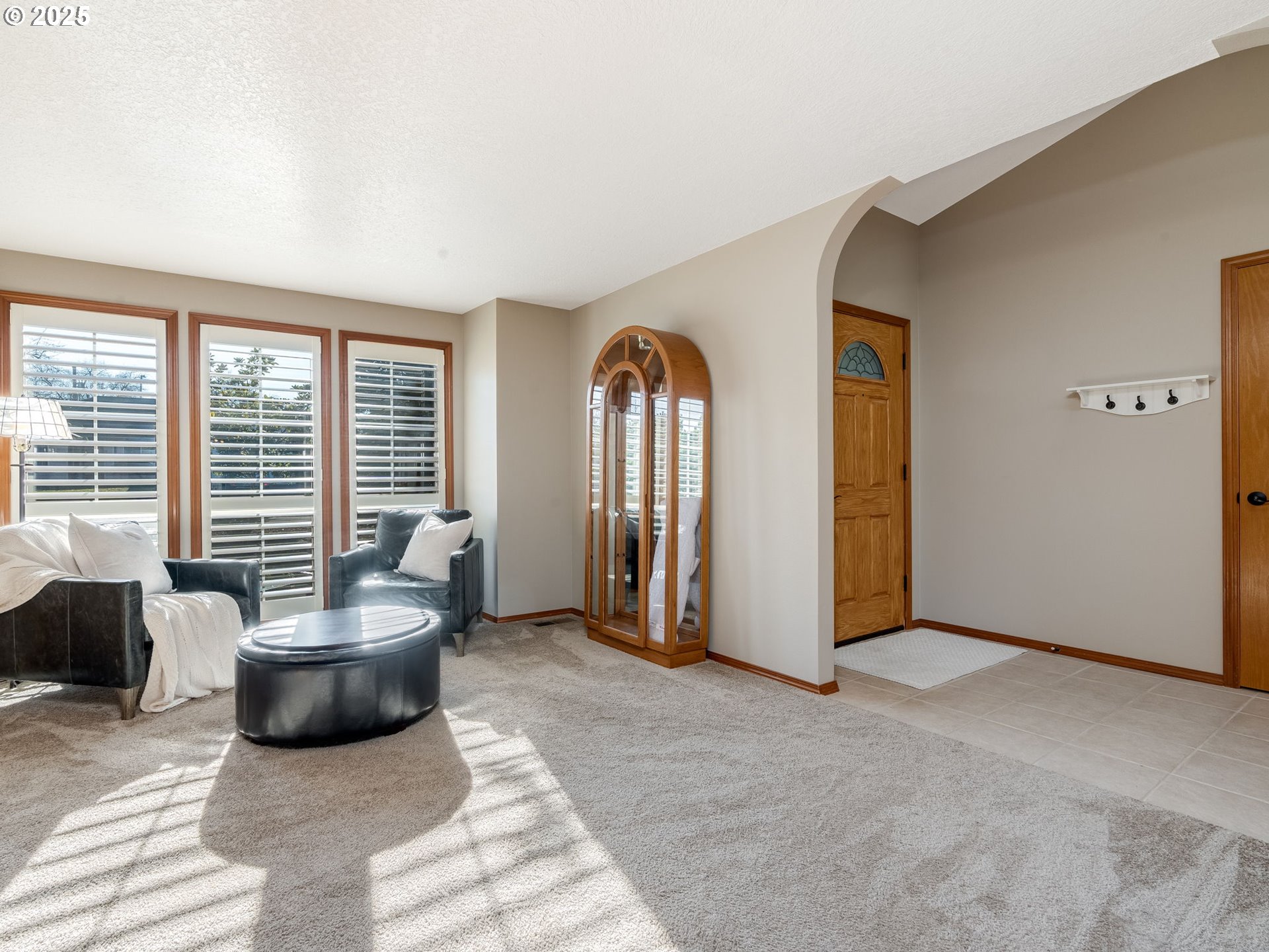 5725 SE LEXINGTON DR