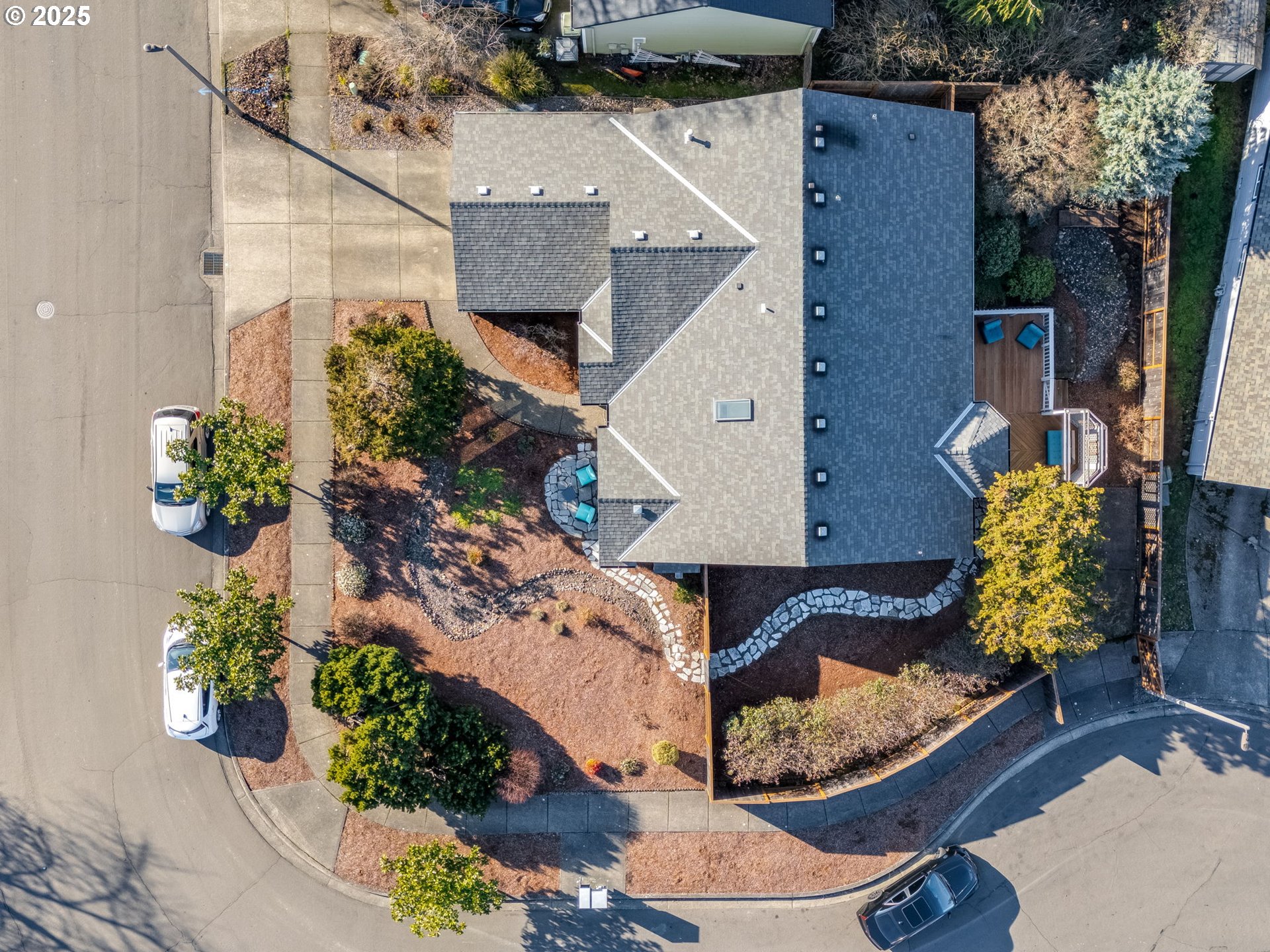 5725 SE LEXINGTON DR