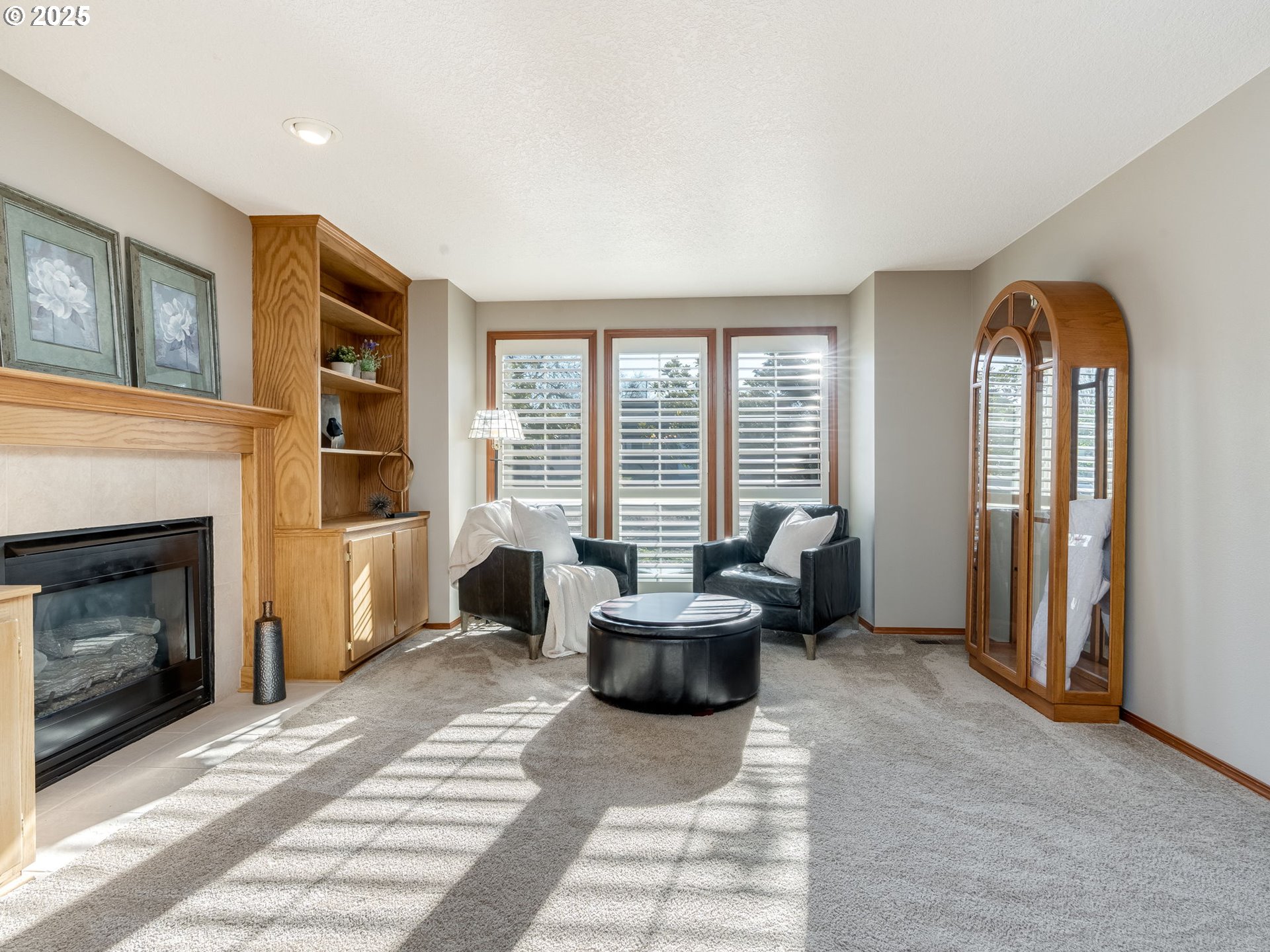 5725 SE LEXINGTON DR