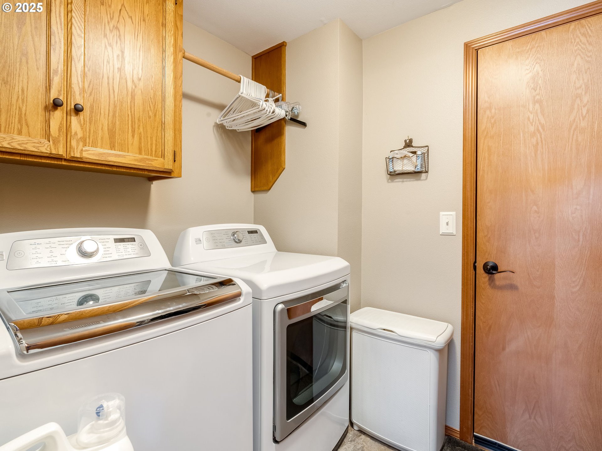 5725 SE LEXINGTON DR