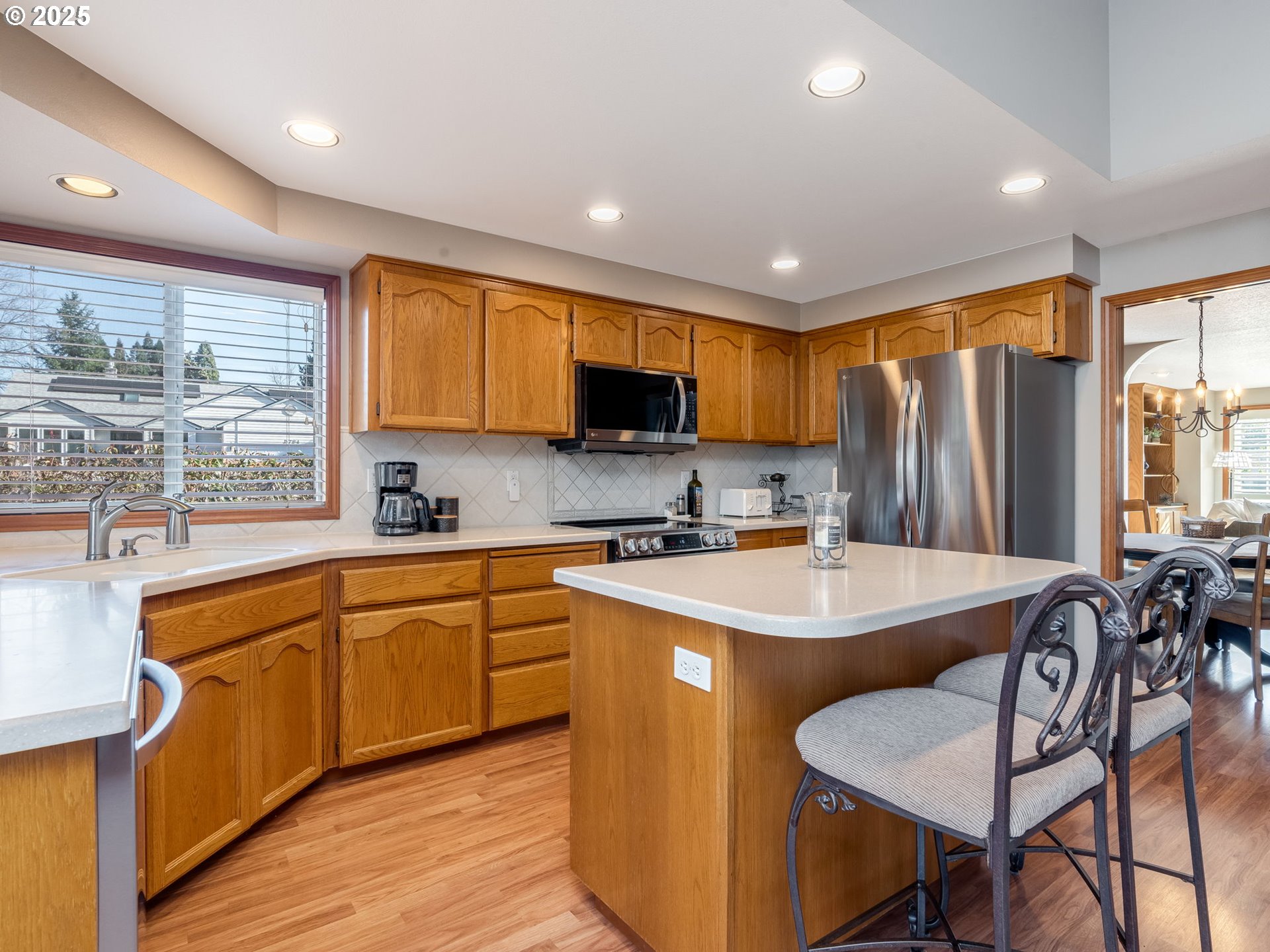 5725 SE LEXINGTON DR