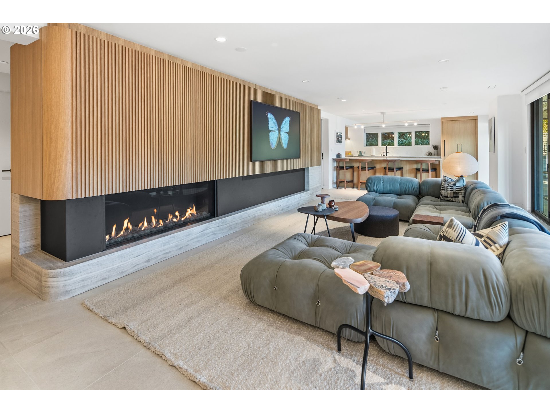 2600 SUMMIT DR