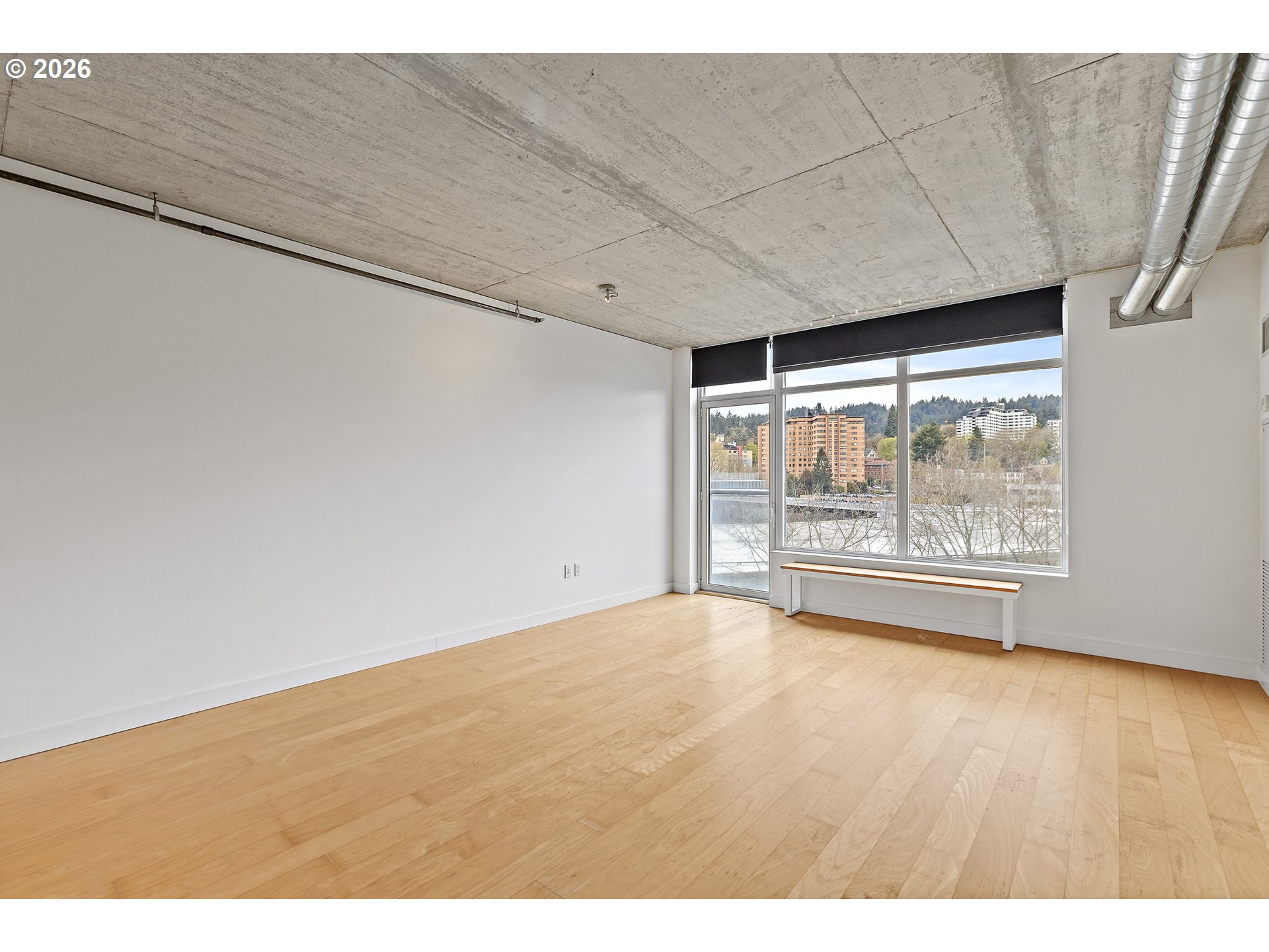 1926 W BURNSIDE ST 812