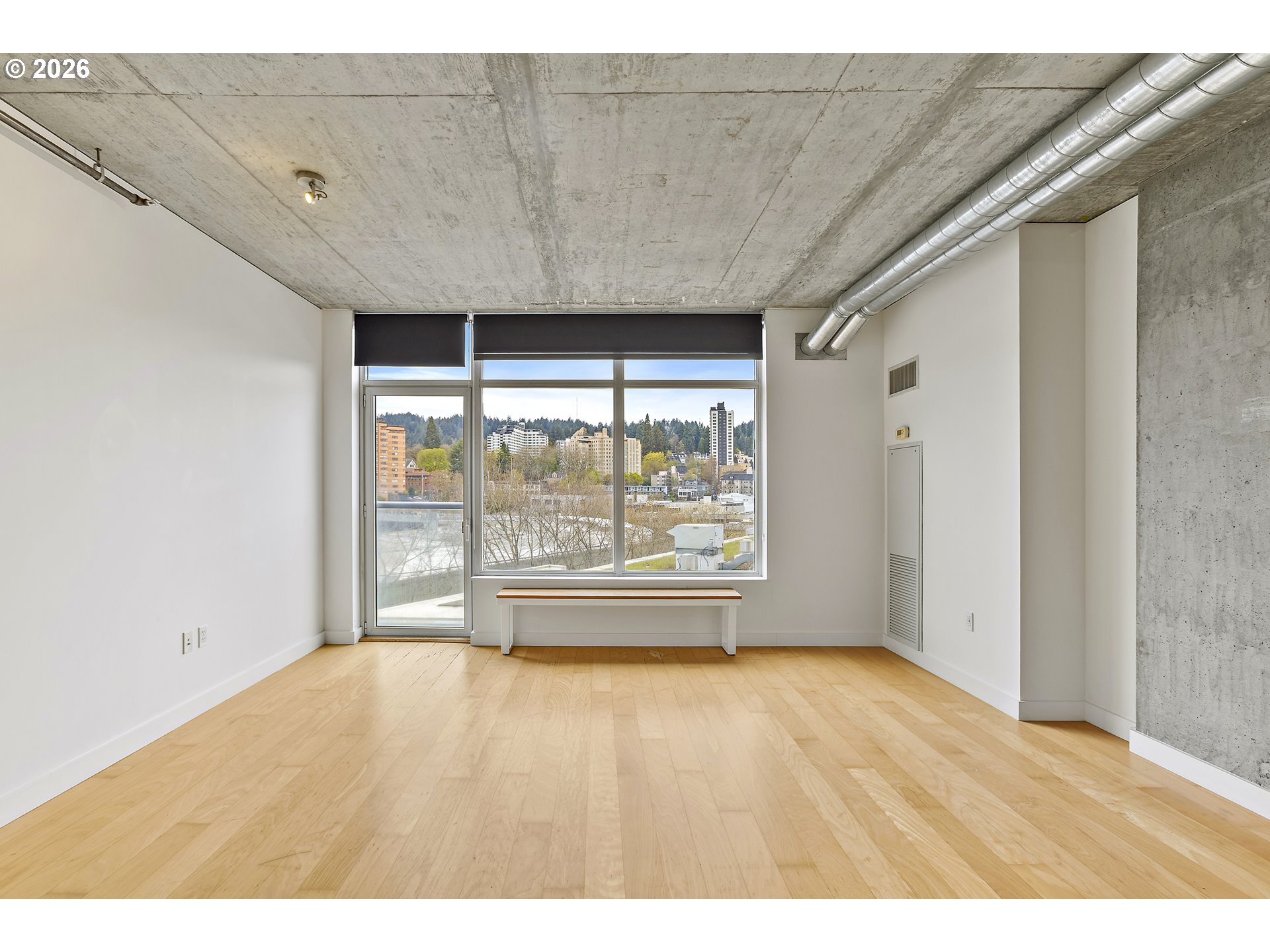 1926 W BURNSIDE ST 812