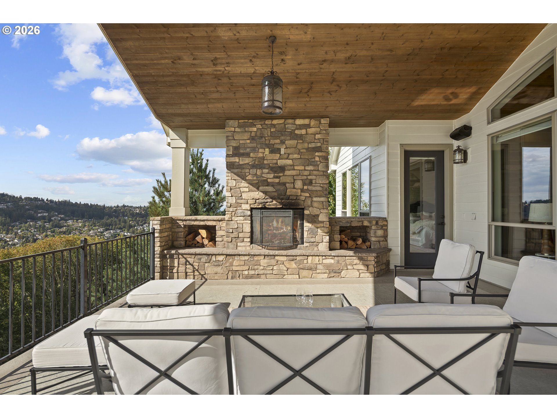 13857 SE MOUNTAIN CREST DR