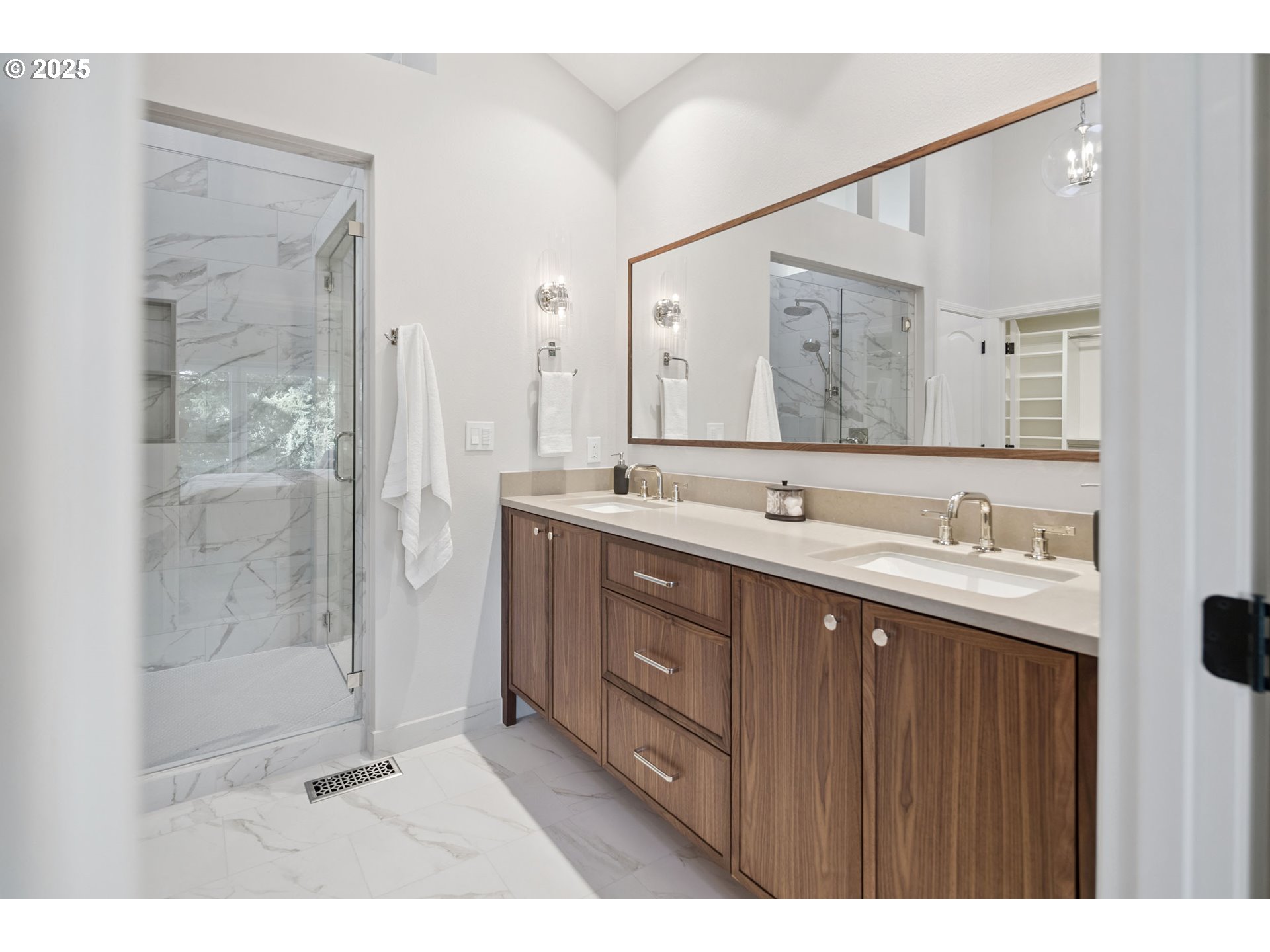 15400 DIAMOND HEAD RD