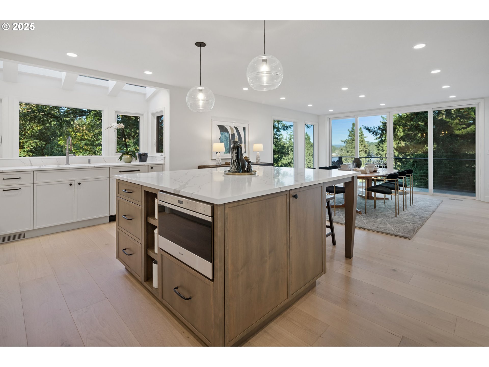 15400 DIAMOND HEAD RD