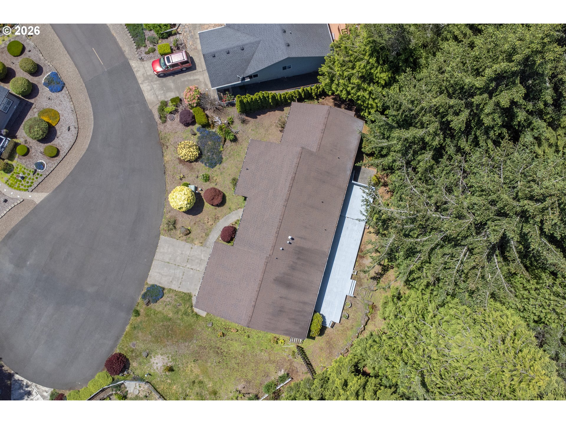 60 SEAGROVE PL