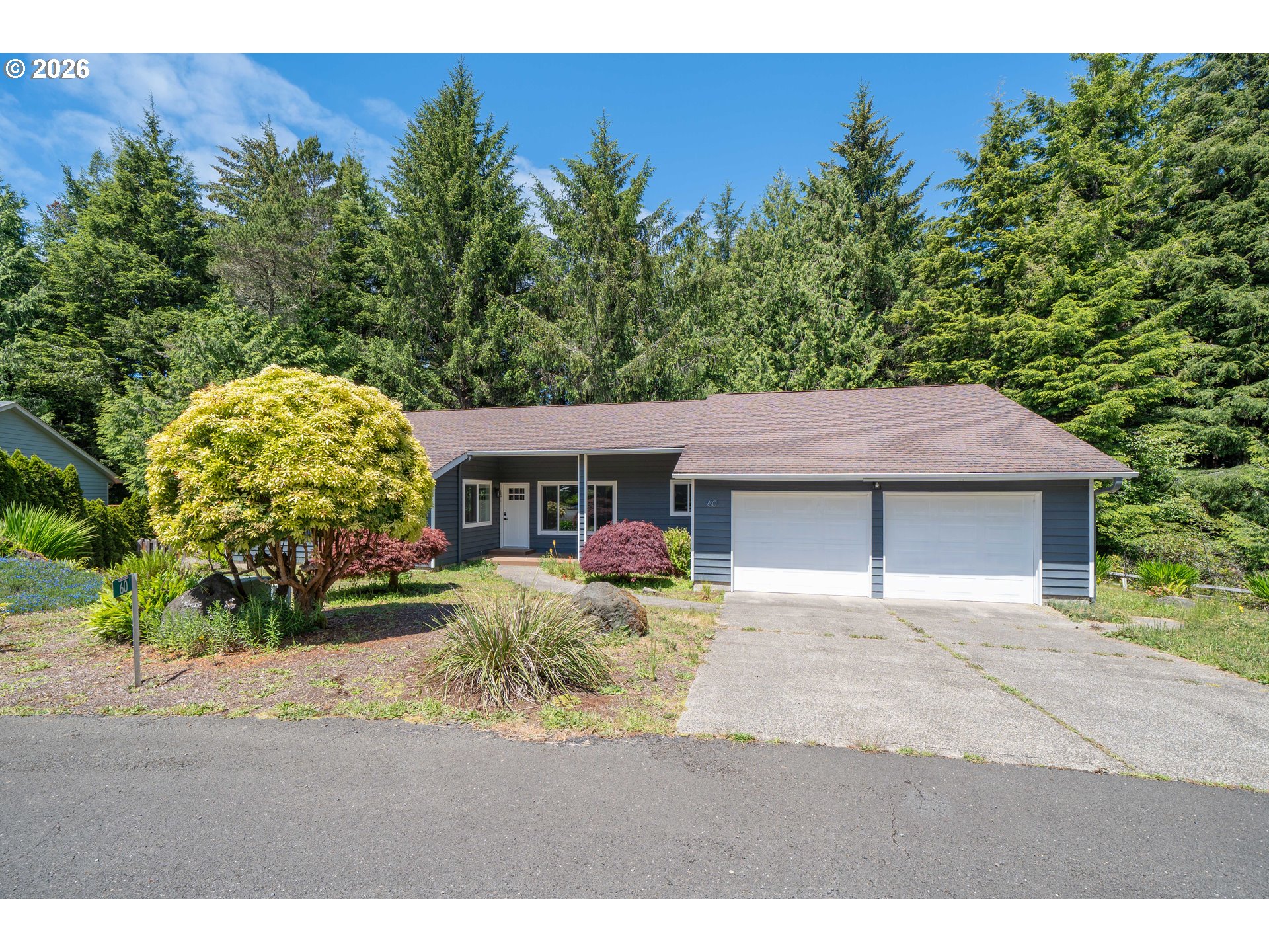 60 SEAGROVE PL