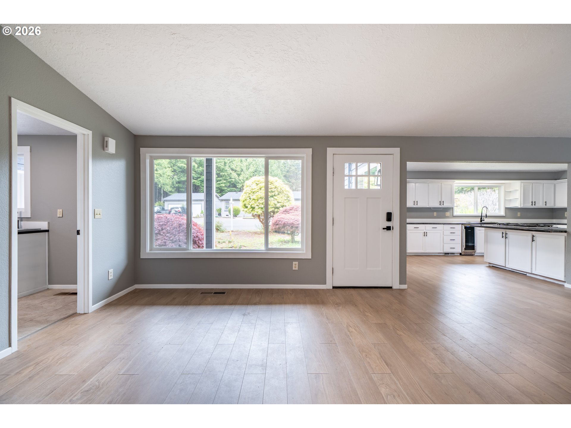 60 SEAGROVE PL