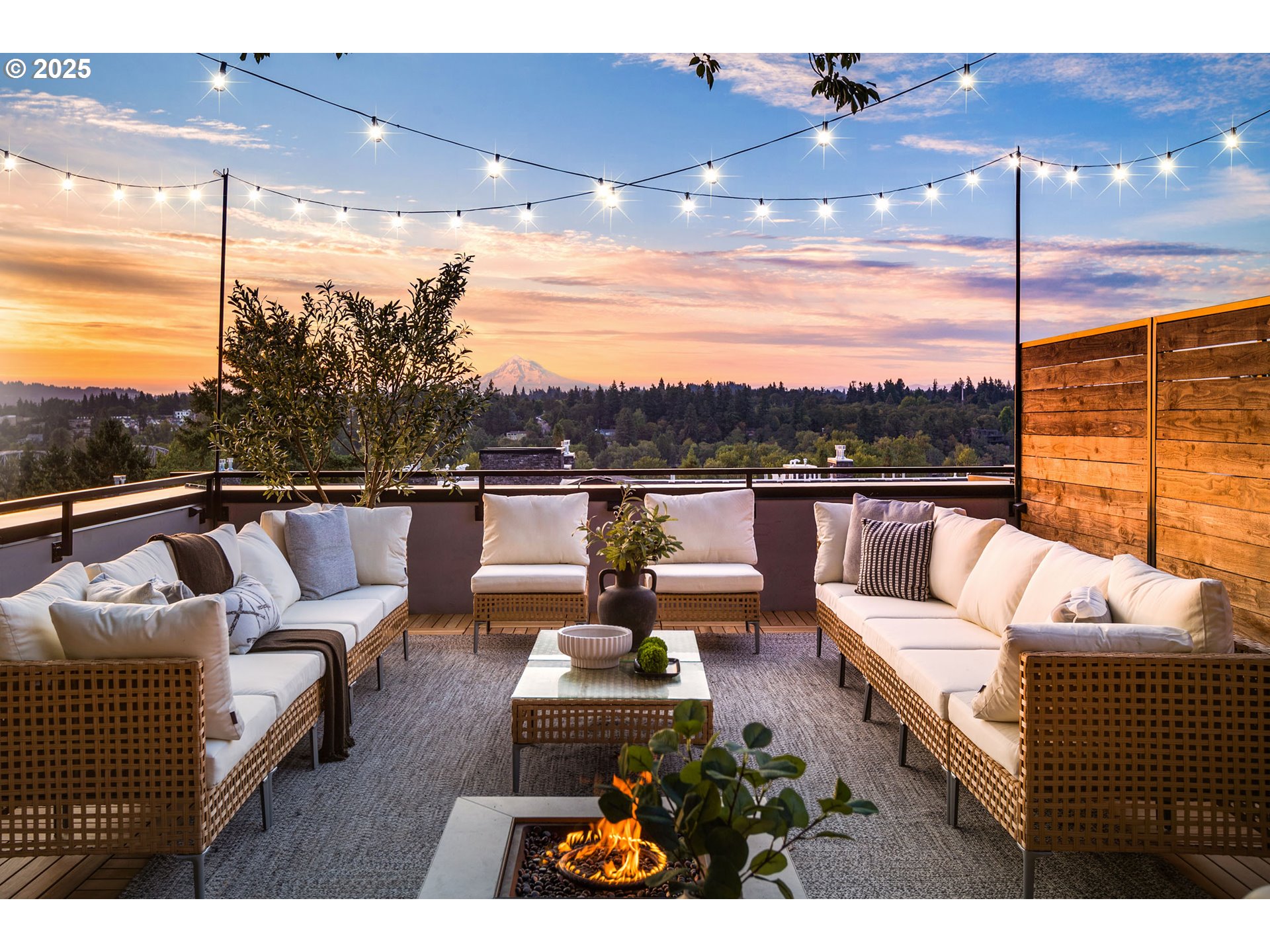 703 1st ST, Lake Oswego