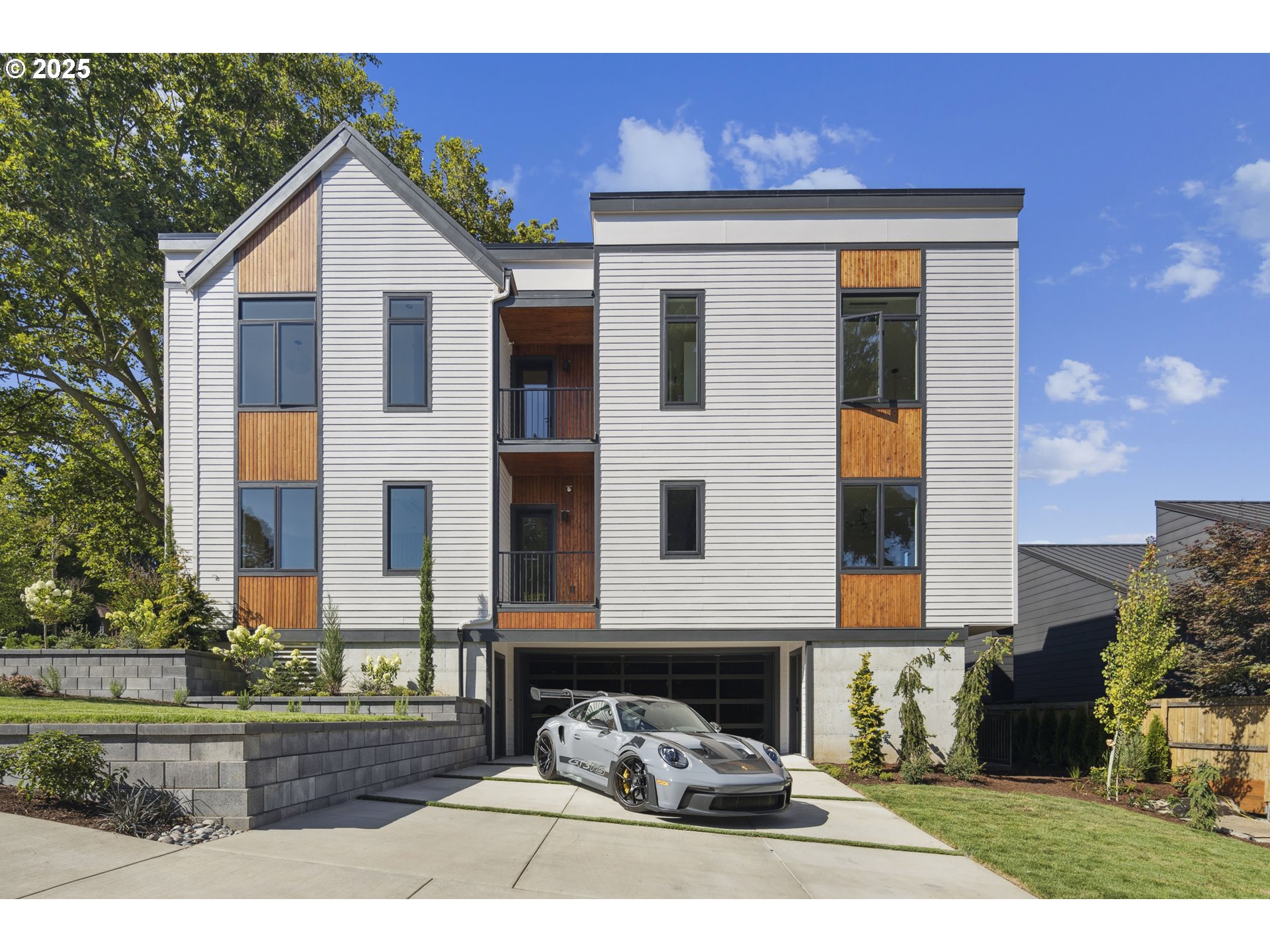 703 1st ST, Lake Oswego