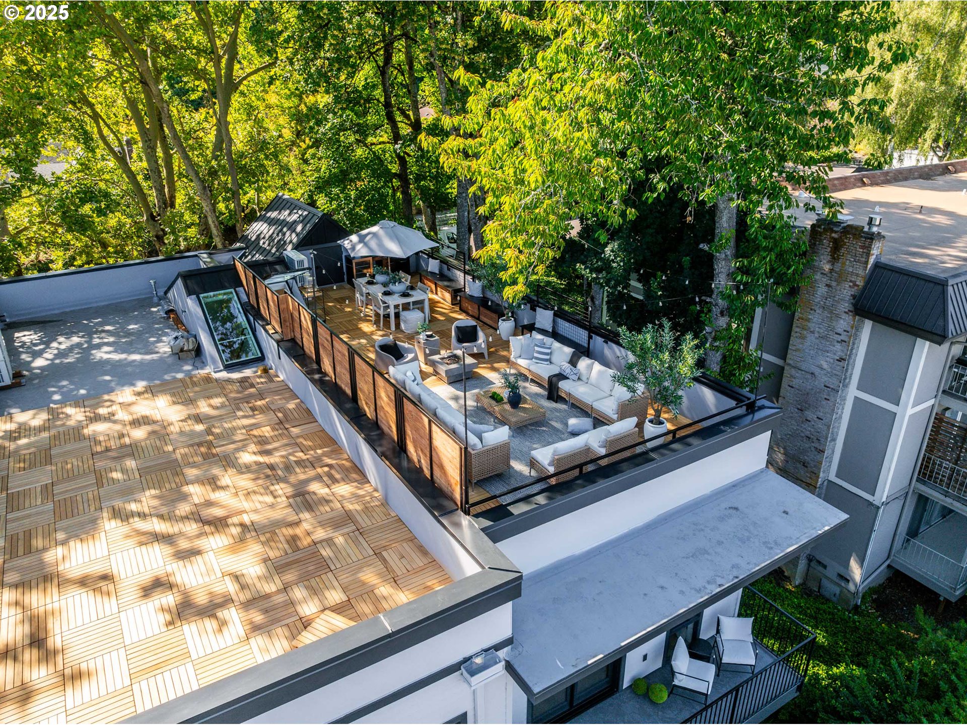 703 1st ST, Lake Oswego