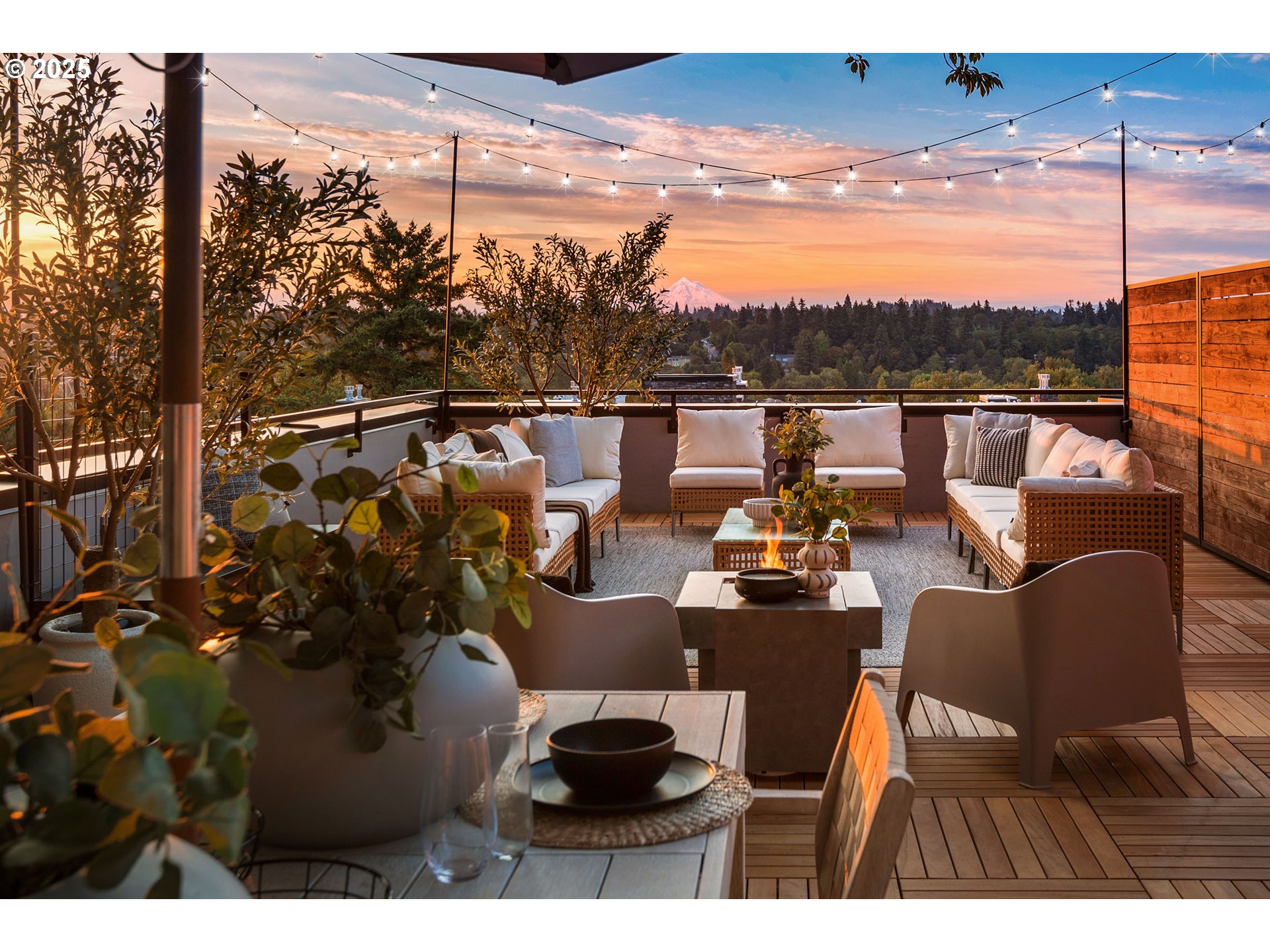 703 1st ST, Lake Oswego