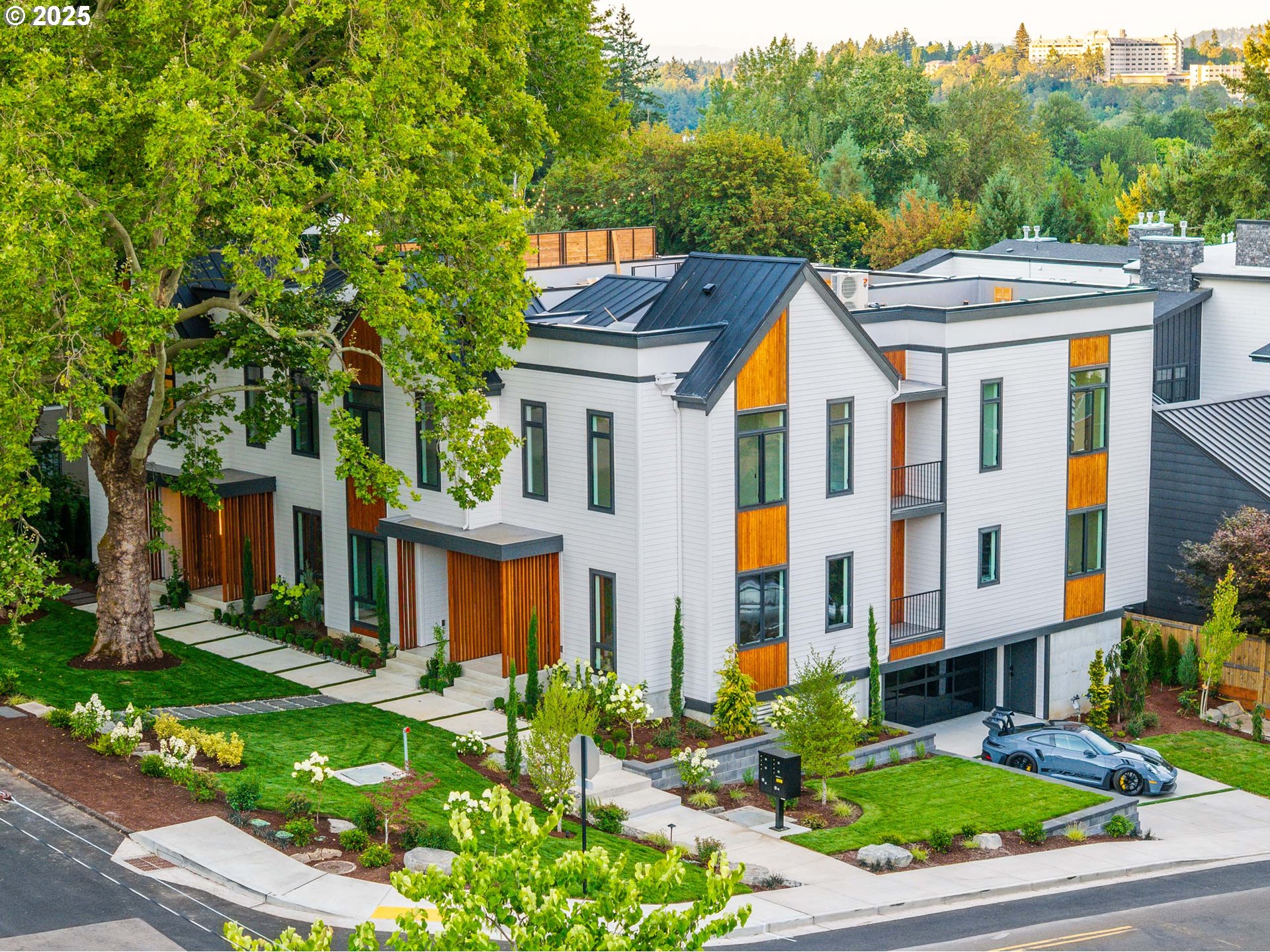 703 1st ST, Lake Oswego