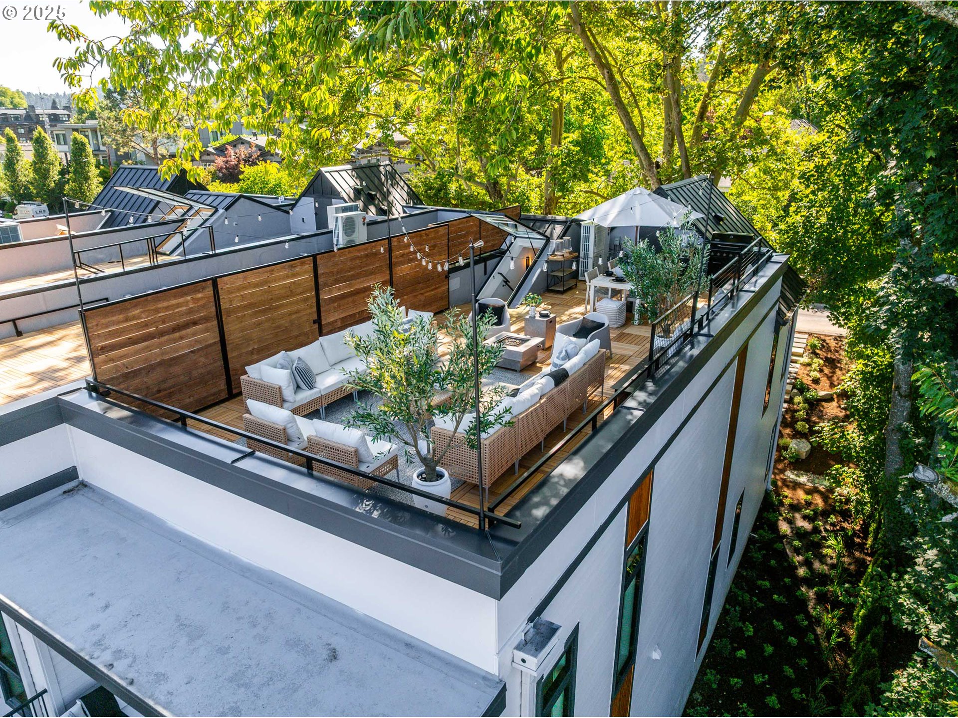 703 1st ST, Lake Oswego