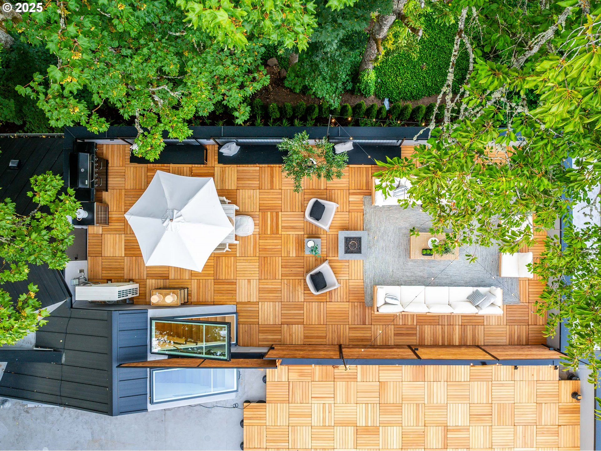 703 1st ST, Lake Oswego