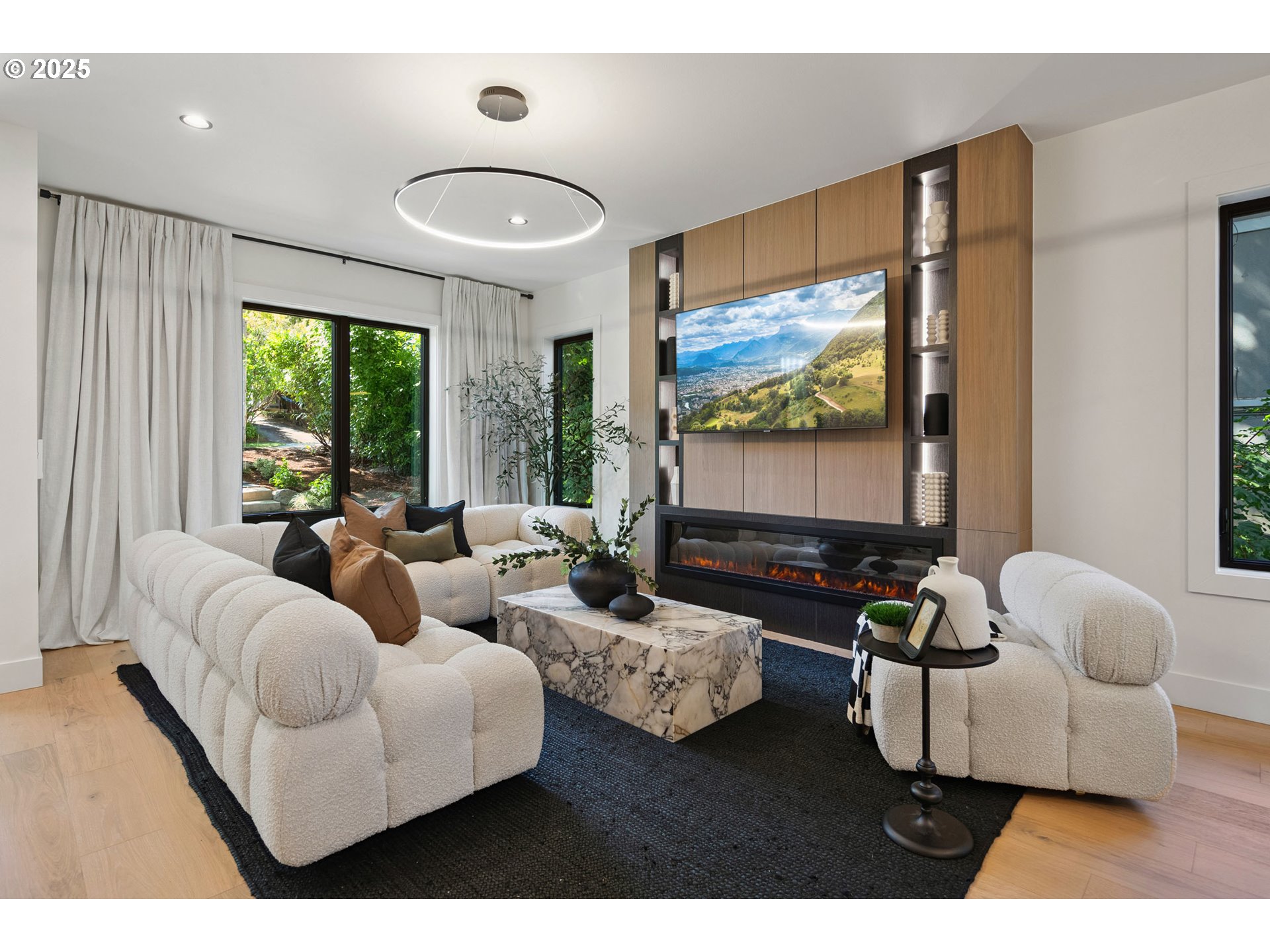 703 1st ST, Lake Oswego