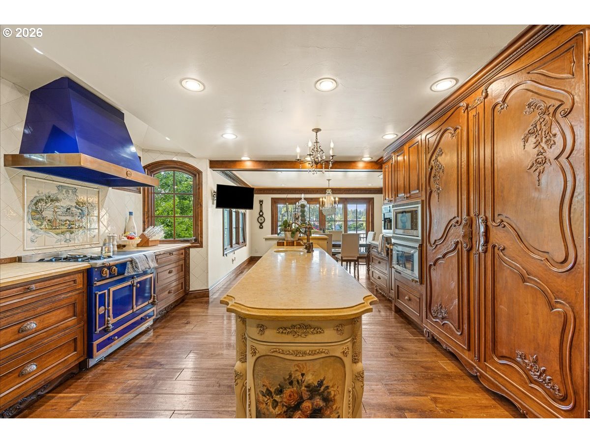 1527 LAKE FRONT RD