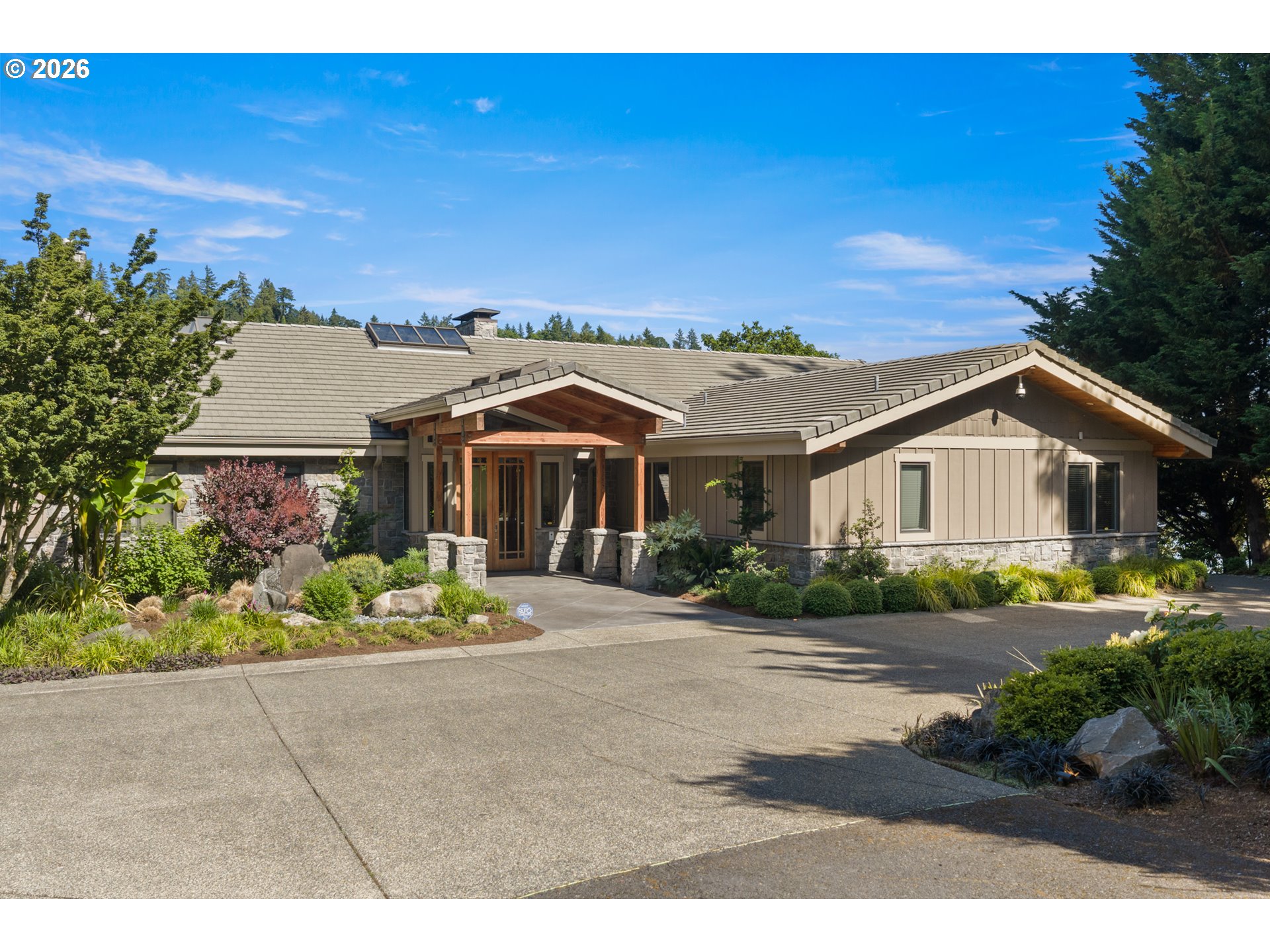 268 SW Forest Cove RD