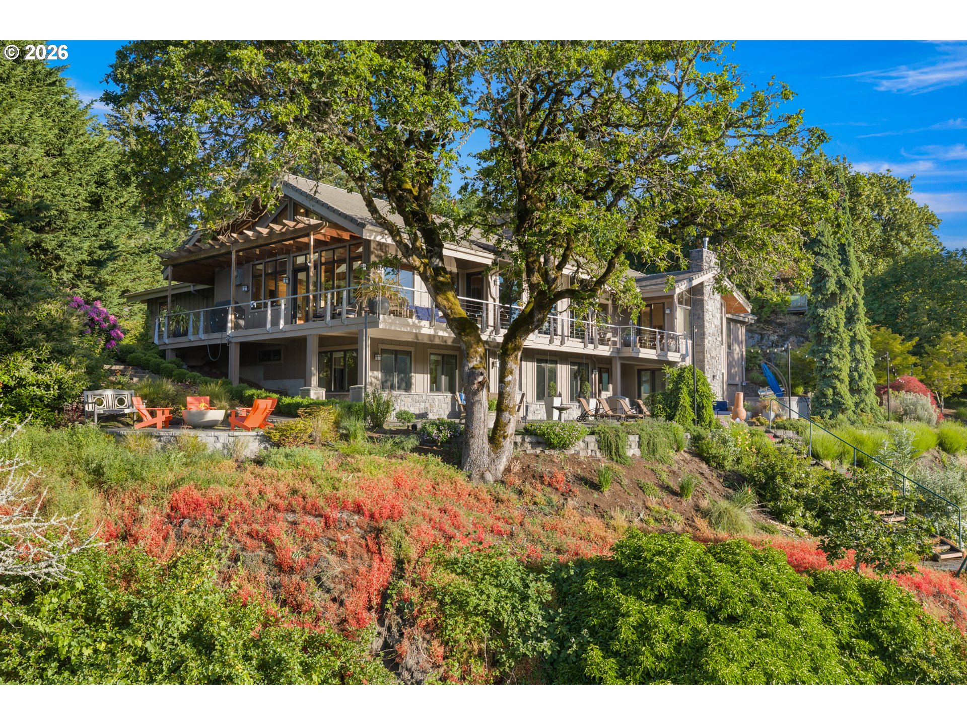268 SW Forest Cove RD