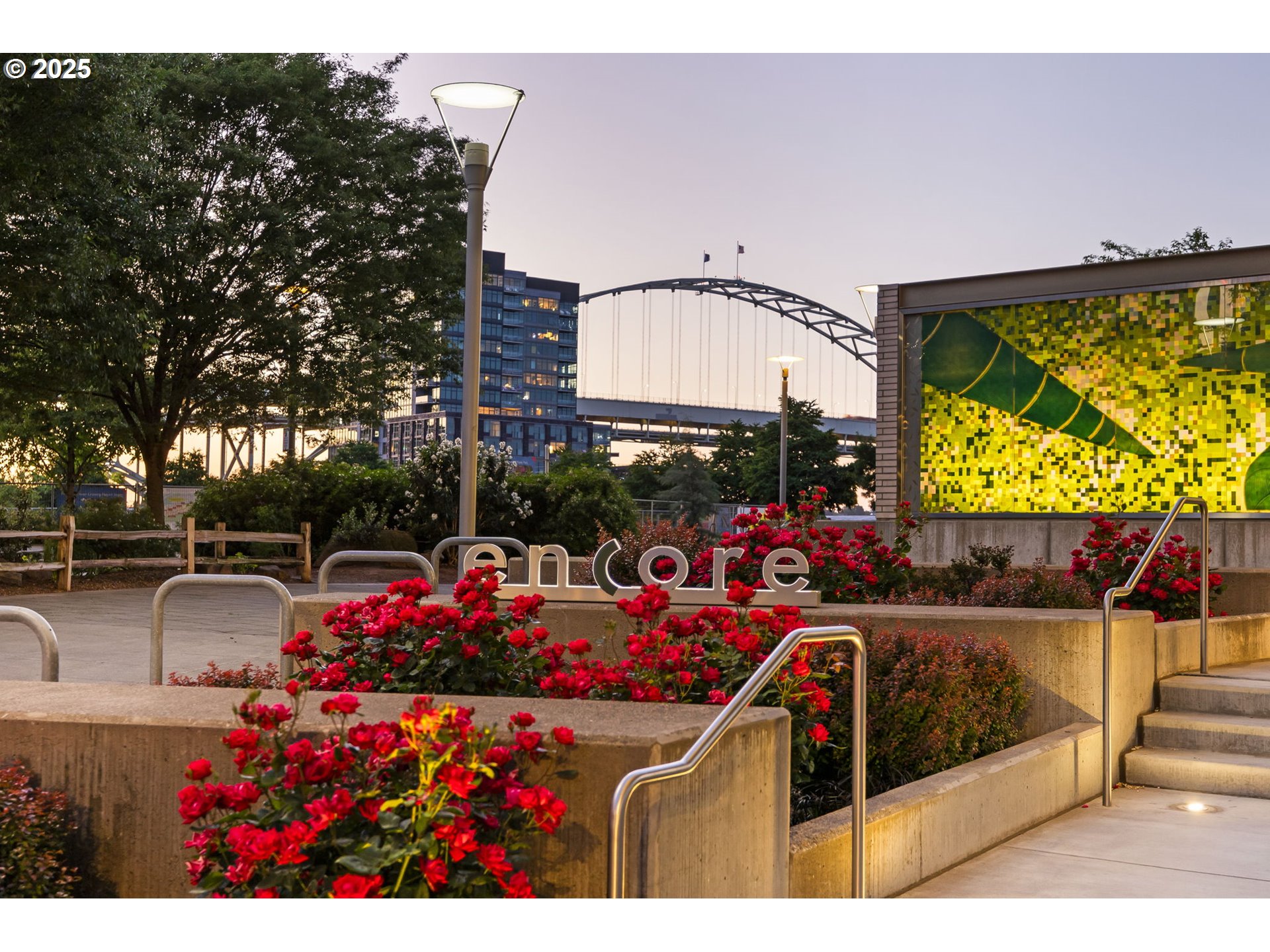 949 NW OVERTON ST 1304