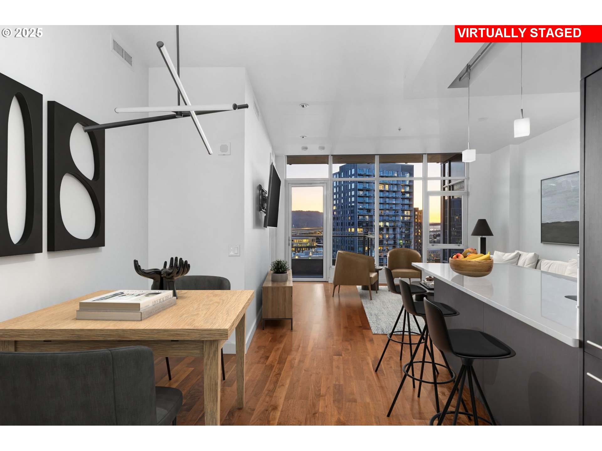 949 NW OVERTON ST 1304