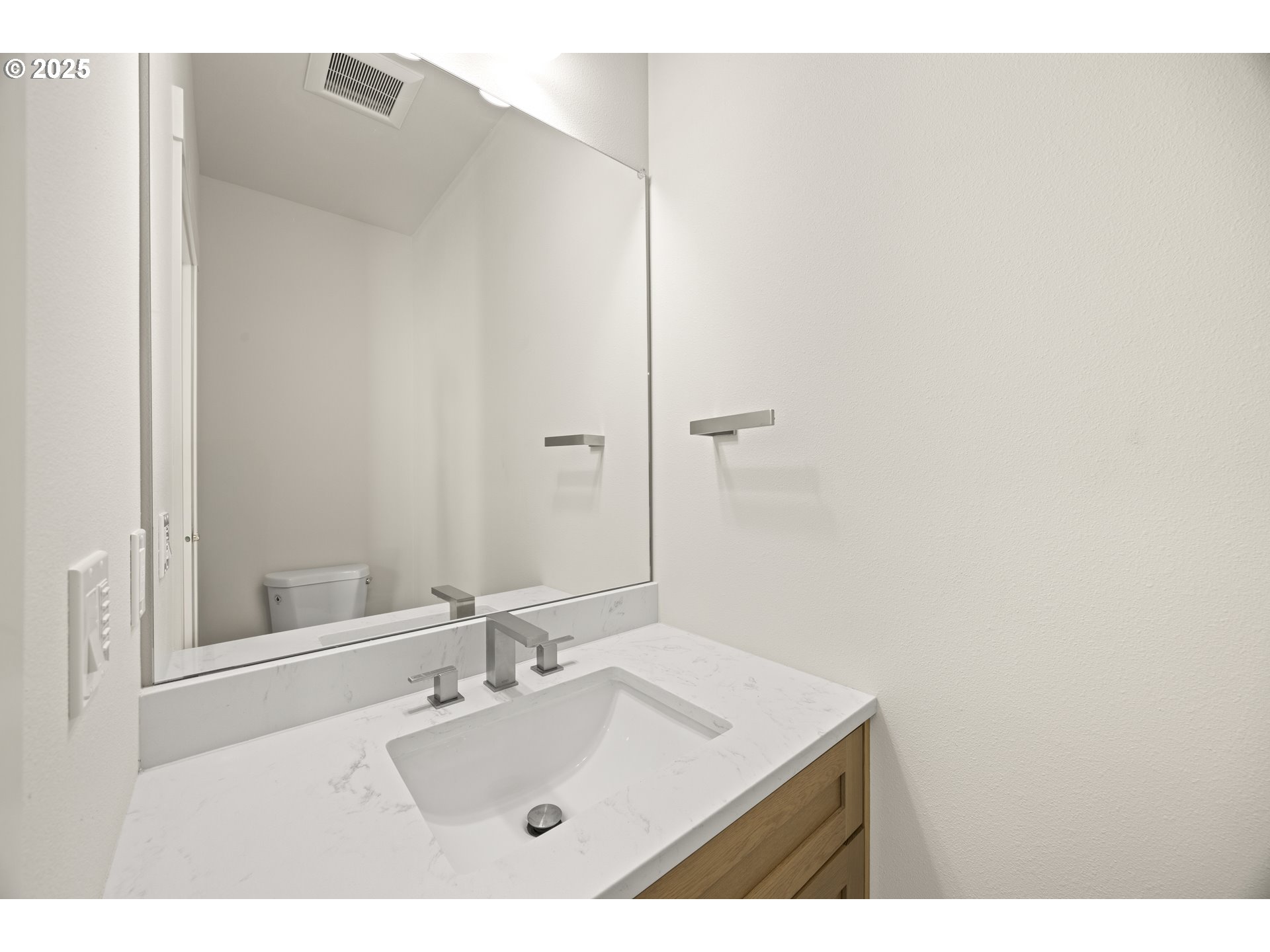 5864 N MISSOURI AVE 3